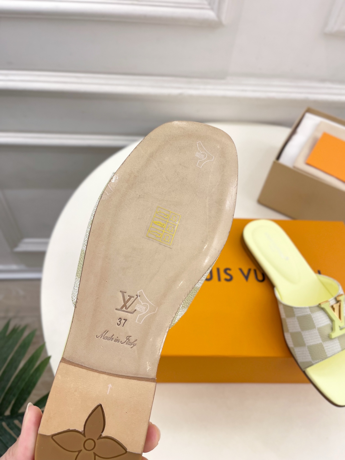 LV  | 路易威登  25𝐬𝐬 

🧡💚2025春夏新款 顶级版本⚠️
专柜主打最新款 LV经典棋盘格