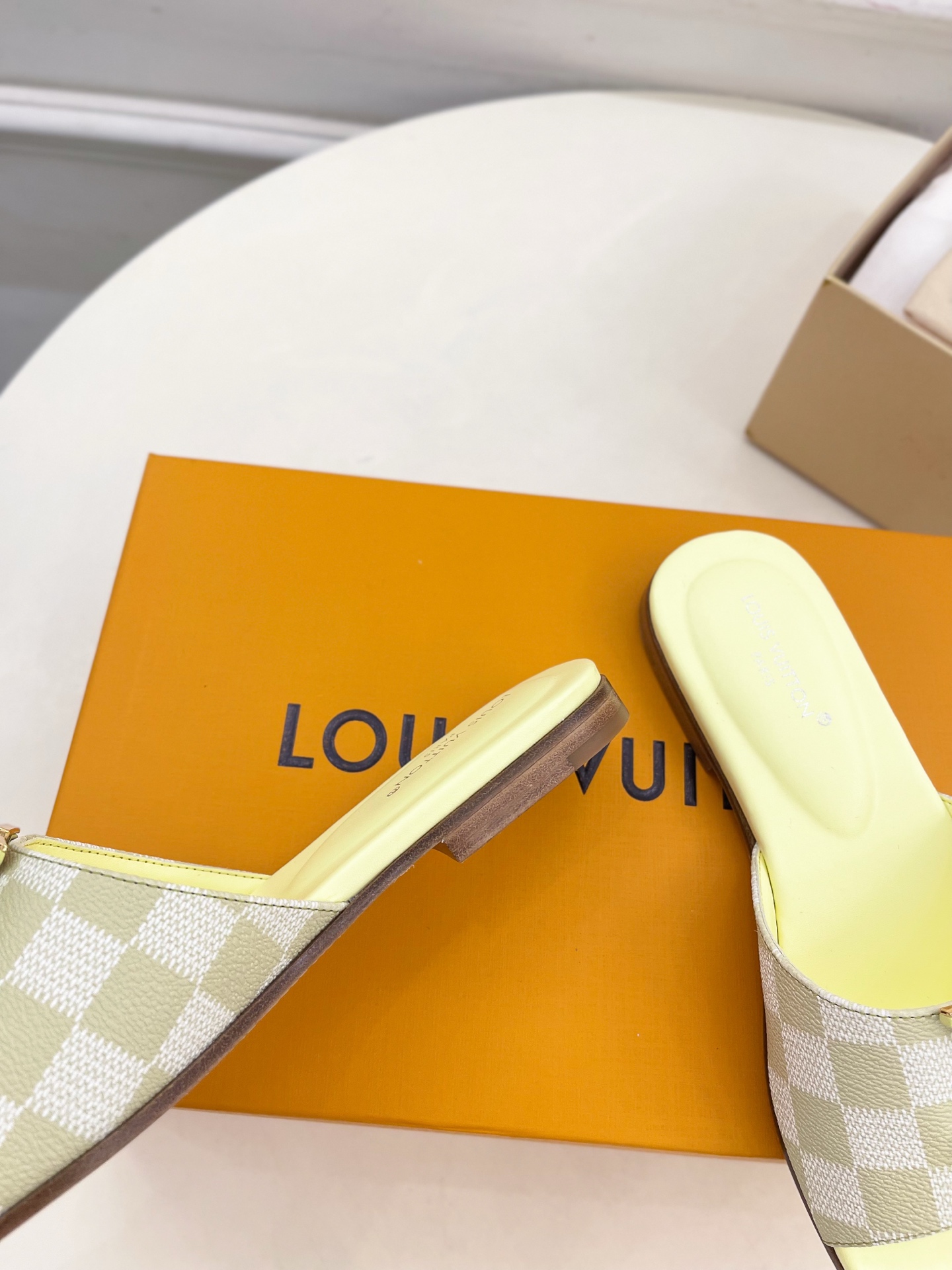 LV  | 路易威登  25𝐬𝐬 

🧡💚2025春夏新款 顶级版本⚠️
专柜主打最新款 LV经典棋盘格