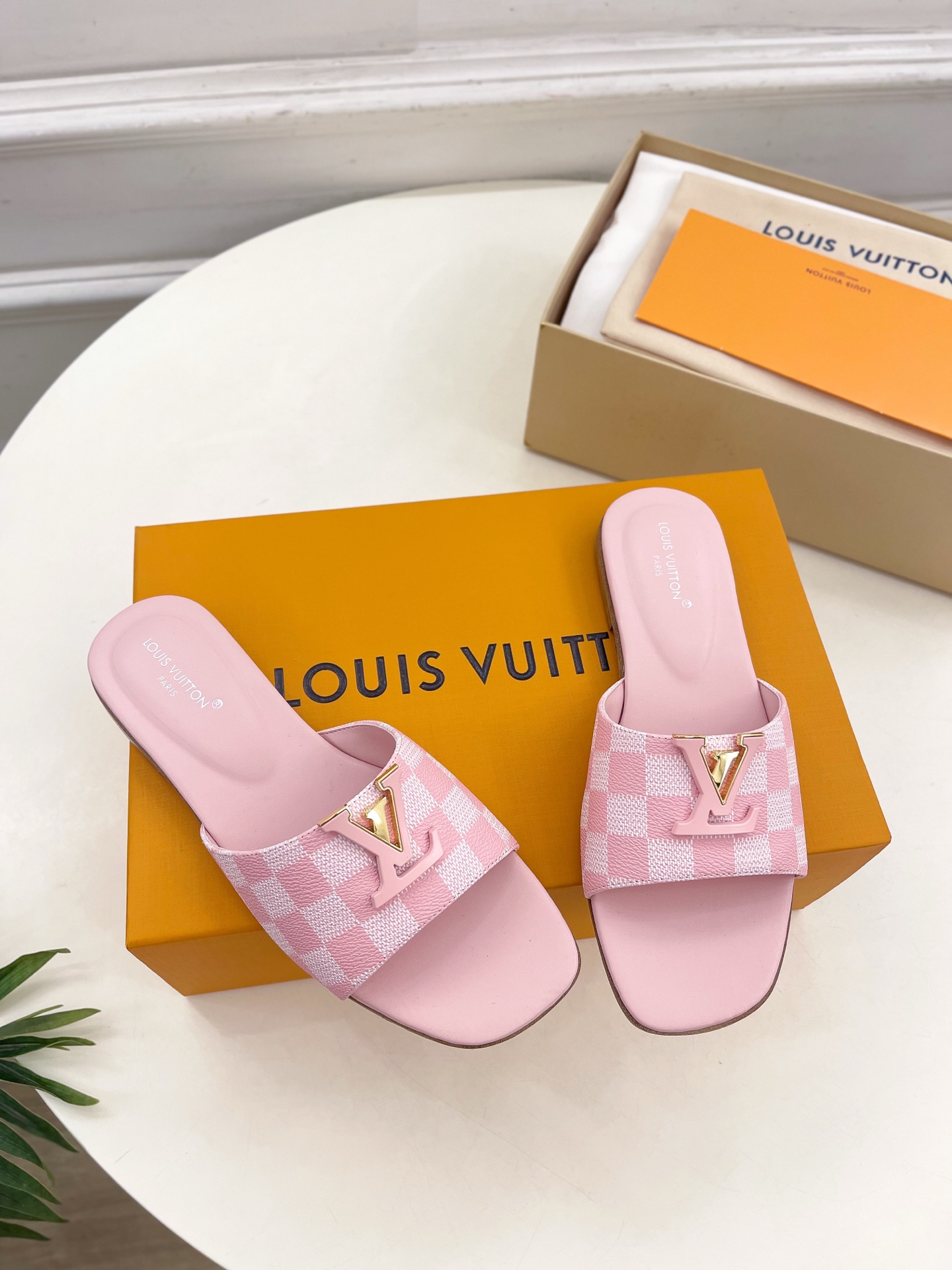 LV  | 路易威登  25𝐬𝐬 

🧡💚2025春夏新款 顶级版本⚠️
专柜主打最新款 LV经典棋盘格