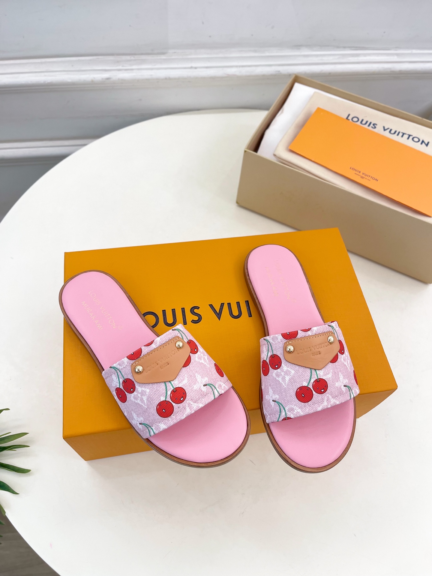 LV  | 路易威登    25𝐬𝐬 

🧡💚2025春夏新款 顶级版本‼️原版一致
专柜主打最新款LV