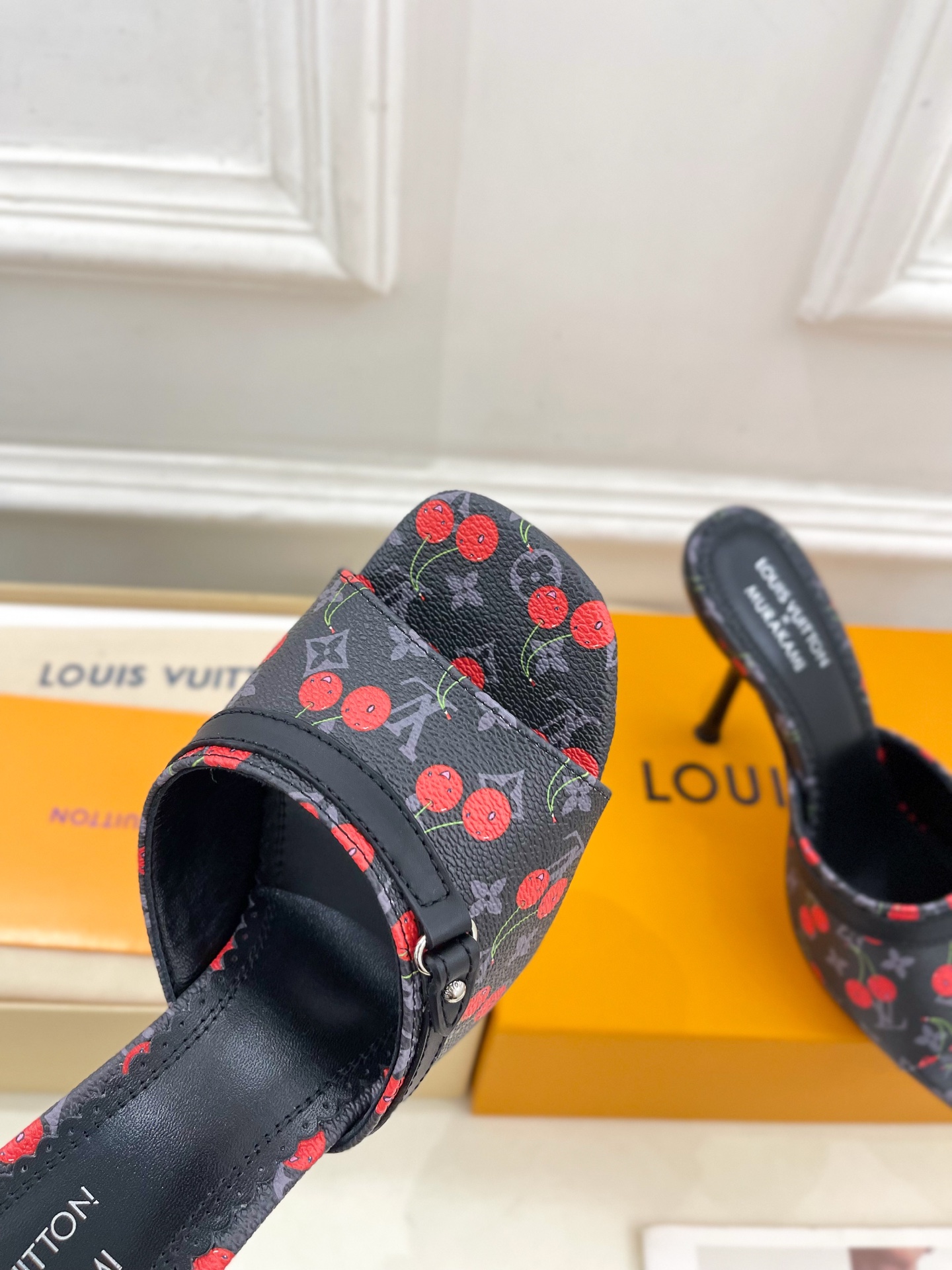 LV  | 路易威登    25𝐬𝐬 

🧡💚2025 春夏新款 顶级版本‼️原版一致
专柜主打最新款 