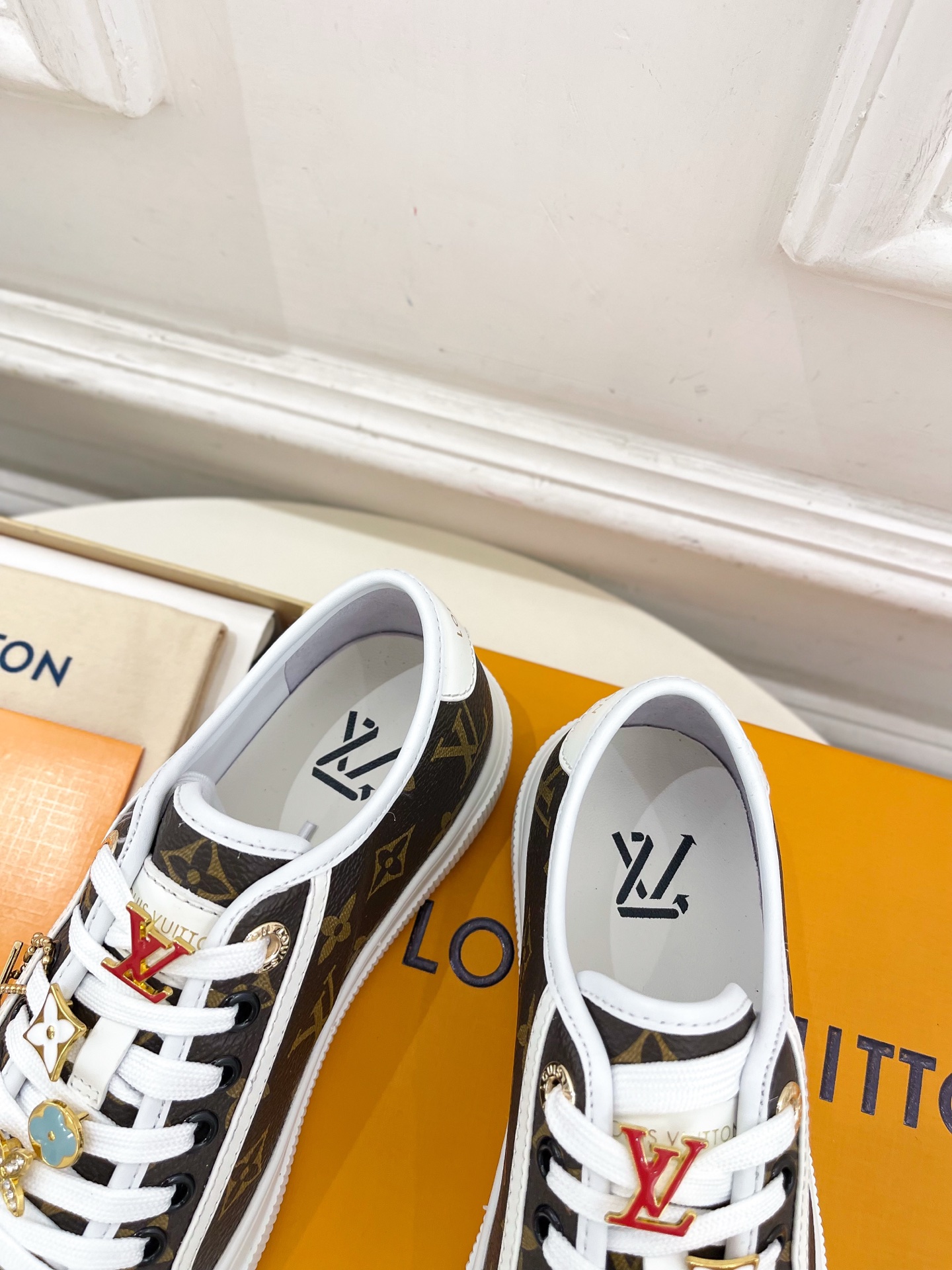 LV | 路易威登 25𝐬𝐬 
🧡💚2025 春夏新款 顶级版本‼️原版一致
专柜主打最新款 LV LA