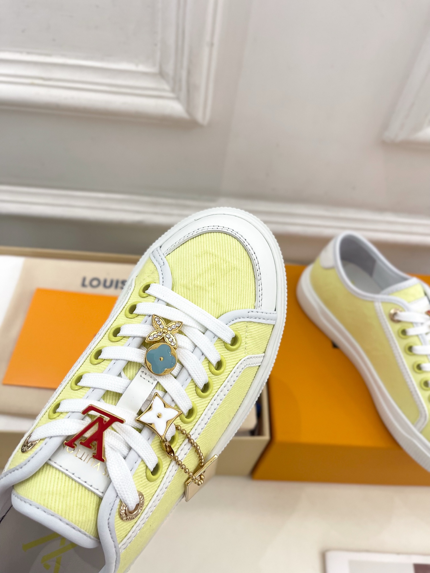 LV | 路易威登 25𝐬𝐬 
🧡💚2025 春夏新款 顶级版本‼️原版一致
专柜主打最新款 LV LA
