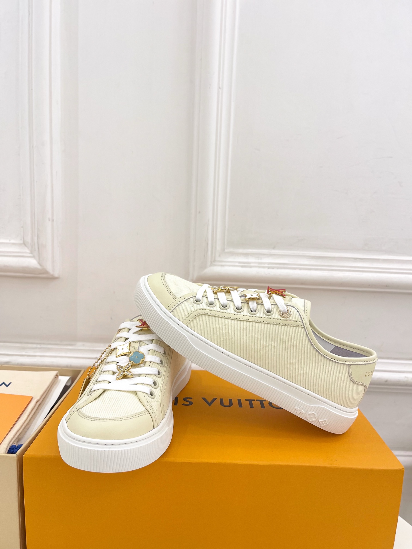 LV | 路易威登 25𝐬𝐬 
🧡💚2025 春夏新款 顶级版本‼️原版一致
专柜主打最新款 LV LA
