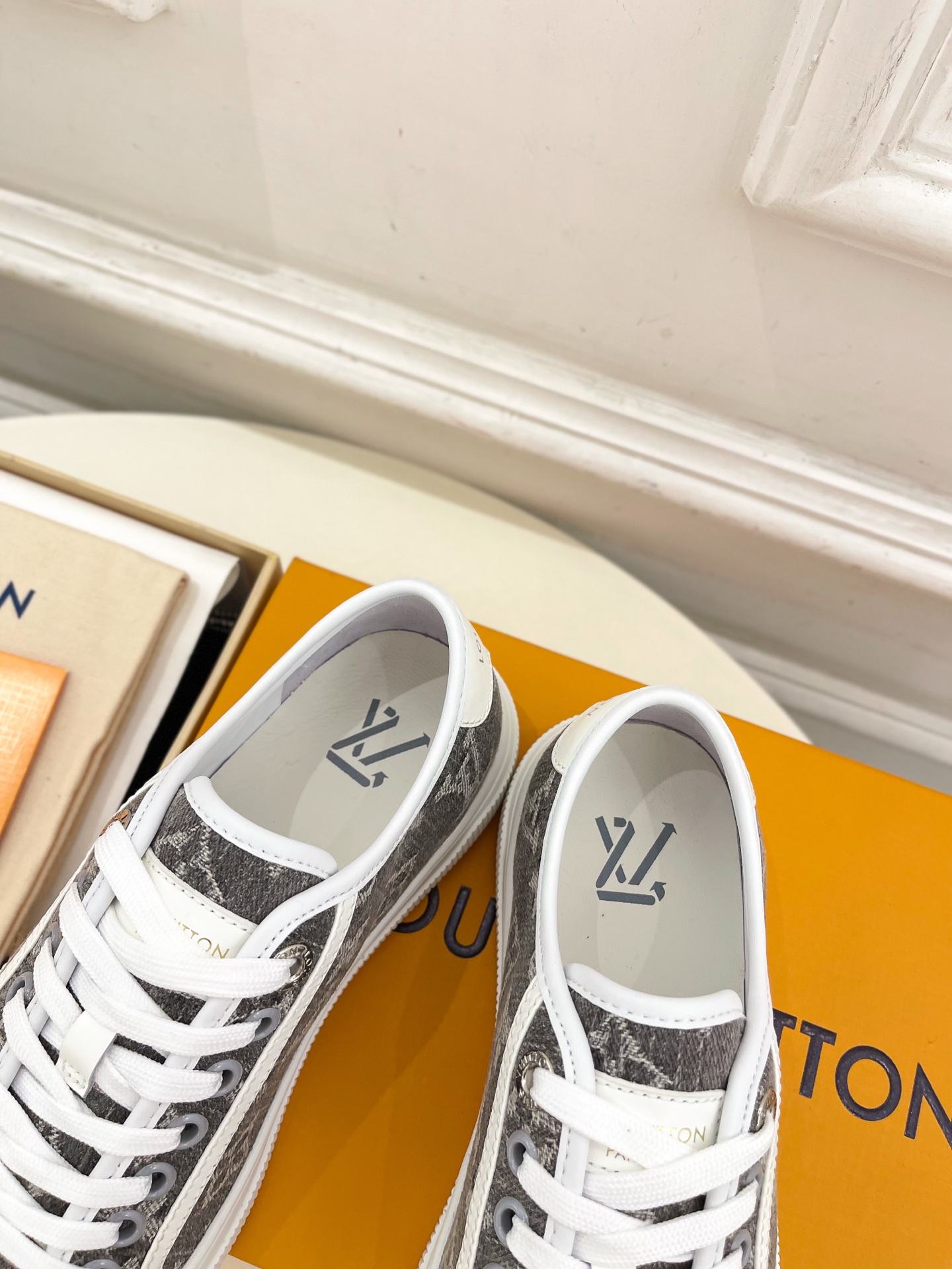 LV | 路易威登 25𝐬𝐬 
🧡💚2025 春夏新款 顶级版本‼️原版一致
专柜主打最新款 LV LA