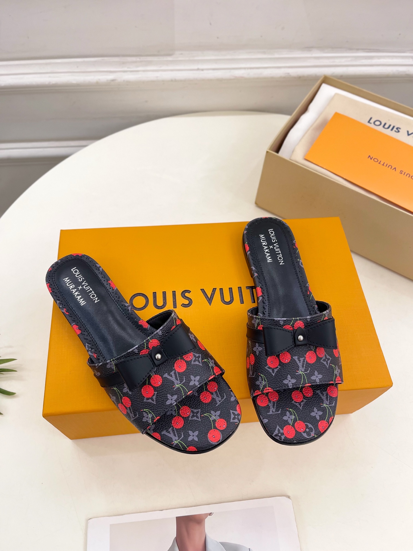 LV  | 路易威登    25𝐬𝐬 

🧡💚2025 早春新款 顶级版本‼️原版一致
专柜主打最新款 