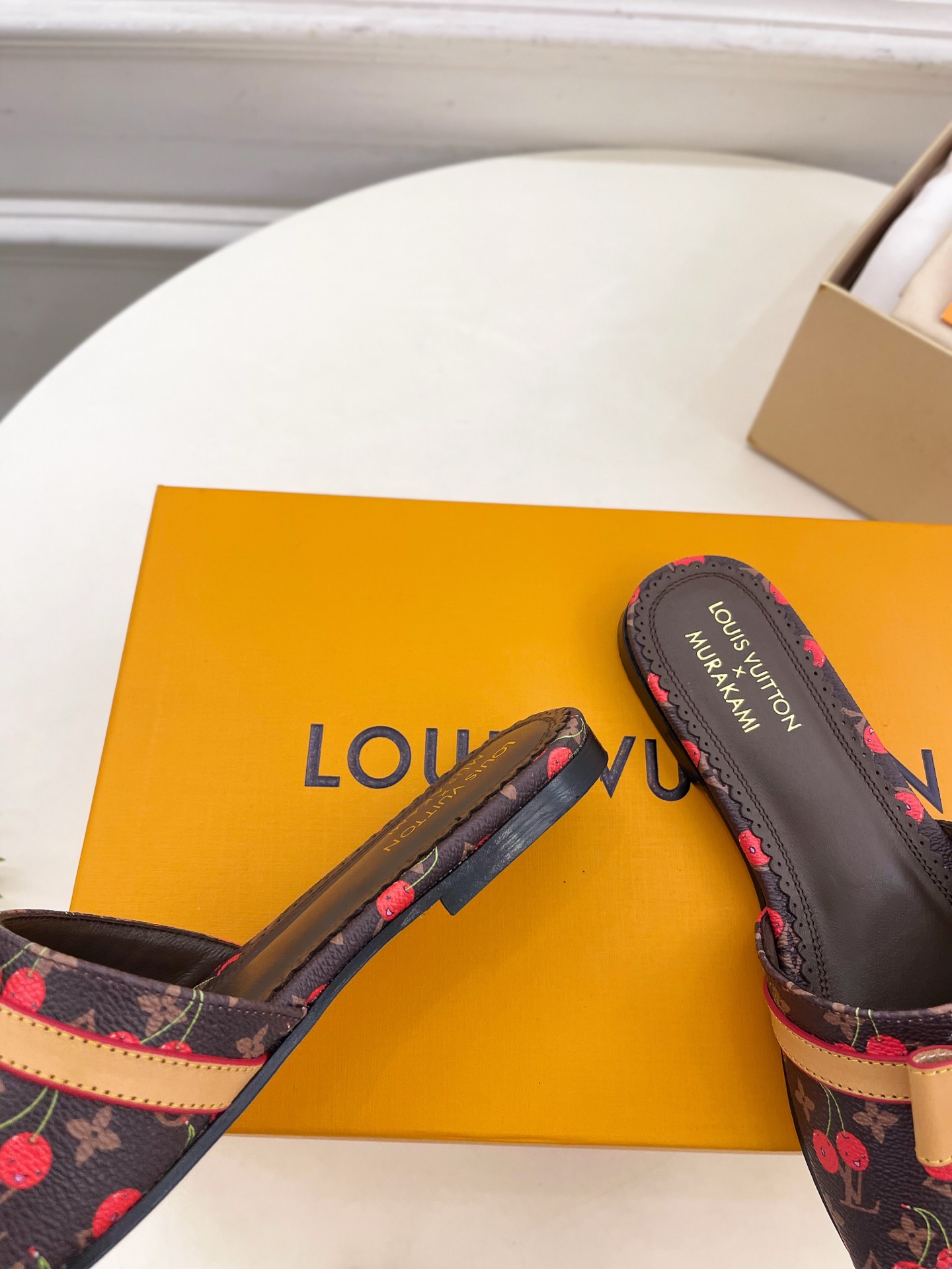 LV  | 路易威登    25𝐬𝐬 

🧡💚2025 早春新款 顶级版本‼️原版一致
专柜主打最新款 