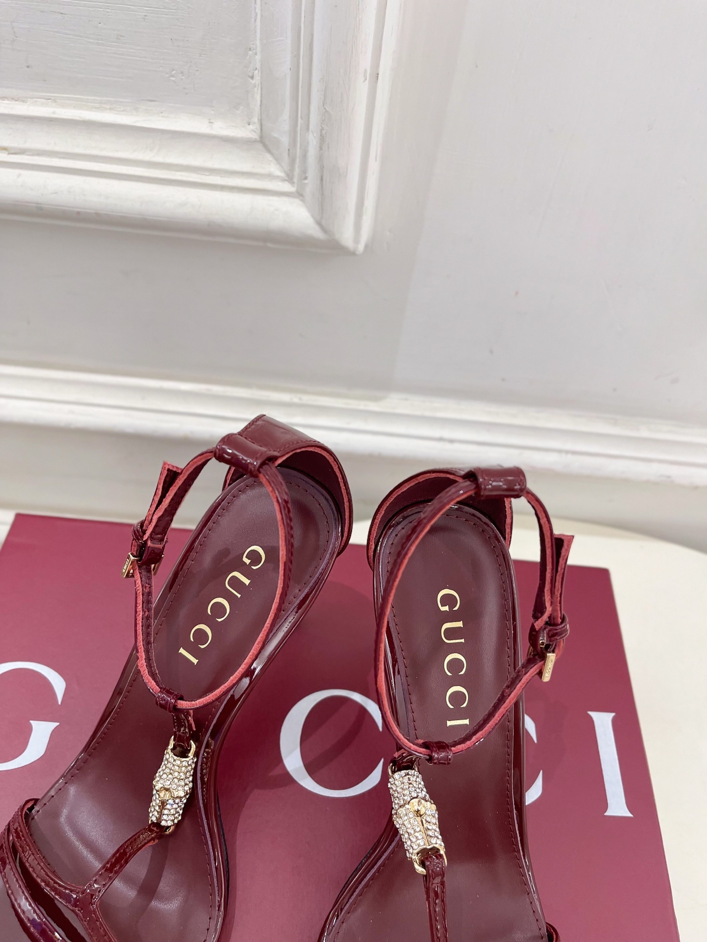 Gucci | 古驰 25𝐬𝐬
⭐️ G家 主打系列终于面世,狠货值得期待!原有的经典 创造