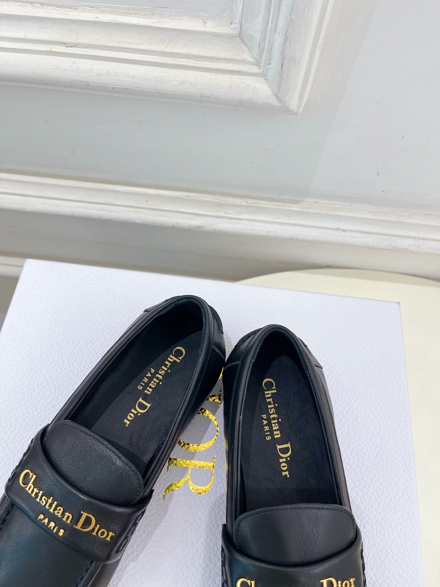 Dior |  迪奥 25𝐬𝐬 

🧡💚2025早春新品 顶级版本⚠️
专柜主打新款  Dior Boy