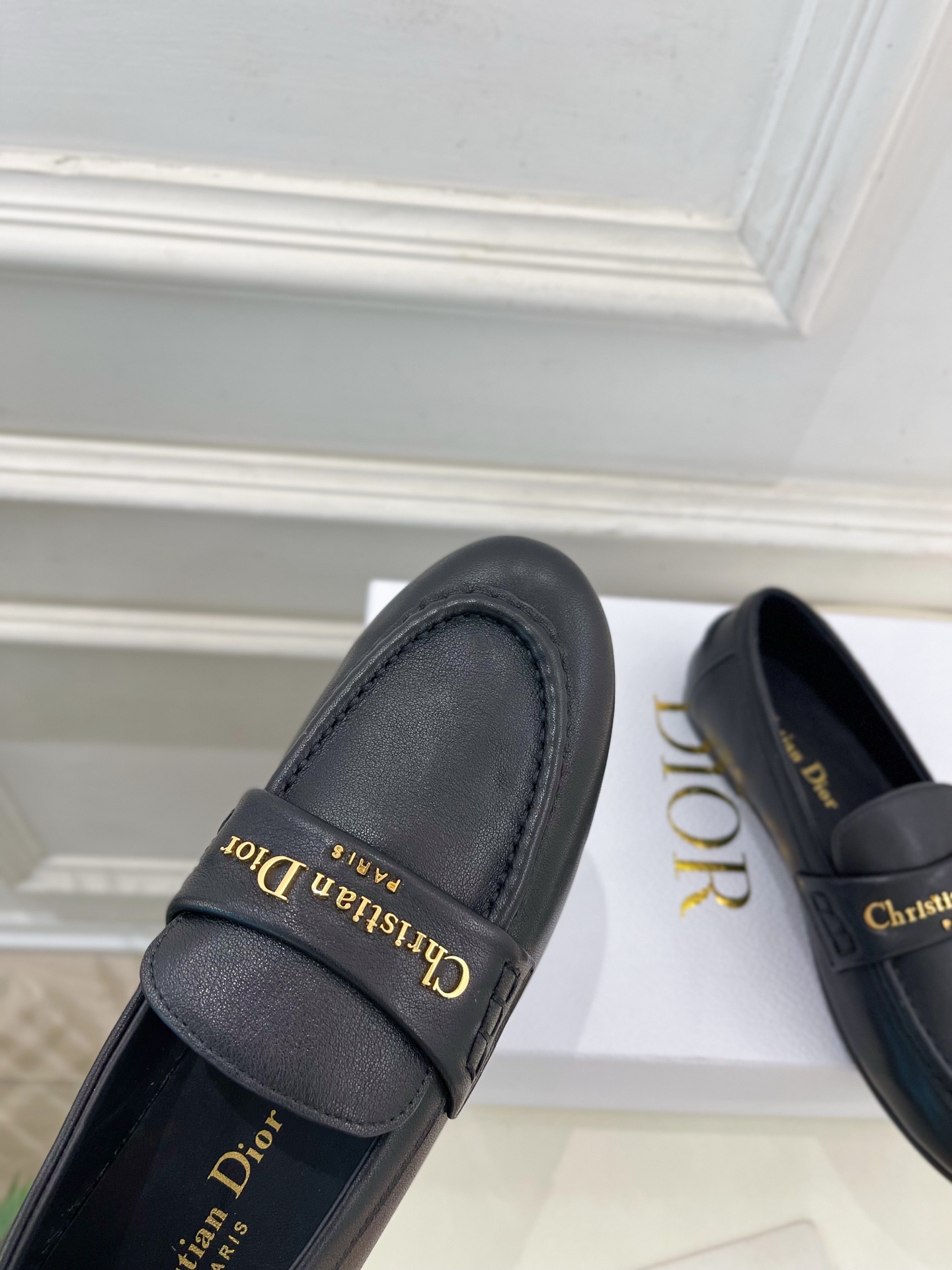 Dior |  迪奥 25𝐬𝐬 

🧡💚2025早春新品 顶级版本⚠️
专柜主打新款  Dior Boy