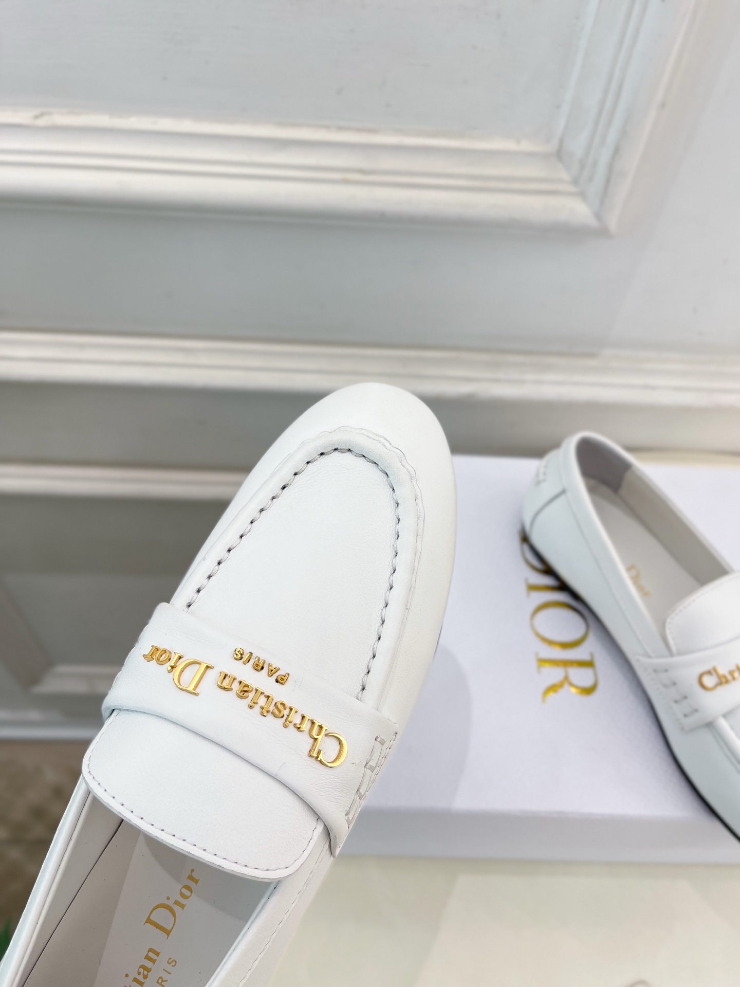 Dior |  迪奥 25𝐬𝐬 

🧡💚2025早春新品 顶级版本⚠️
专柜主打新款  Dior Boy