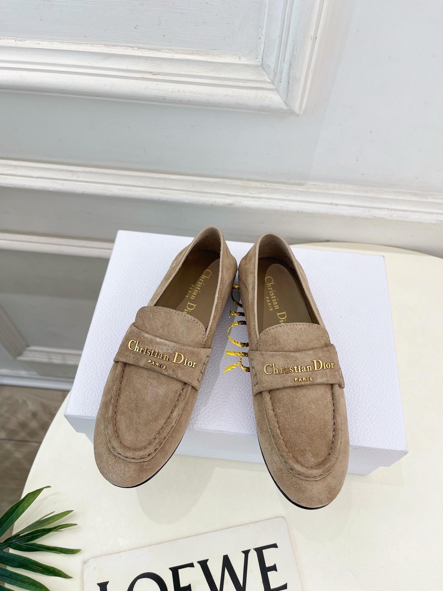Dior |  迪奥 25𝐬𝐬 

🧡💚2025早春新品 顶级版本⚠️
专柜主打新款  Dior Boy