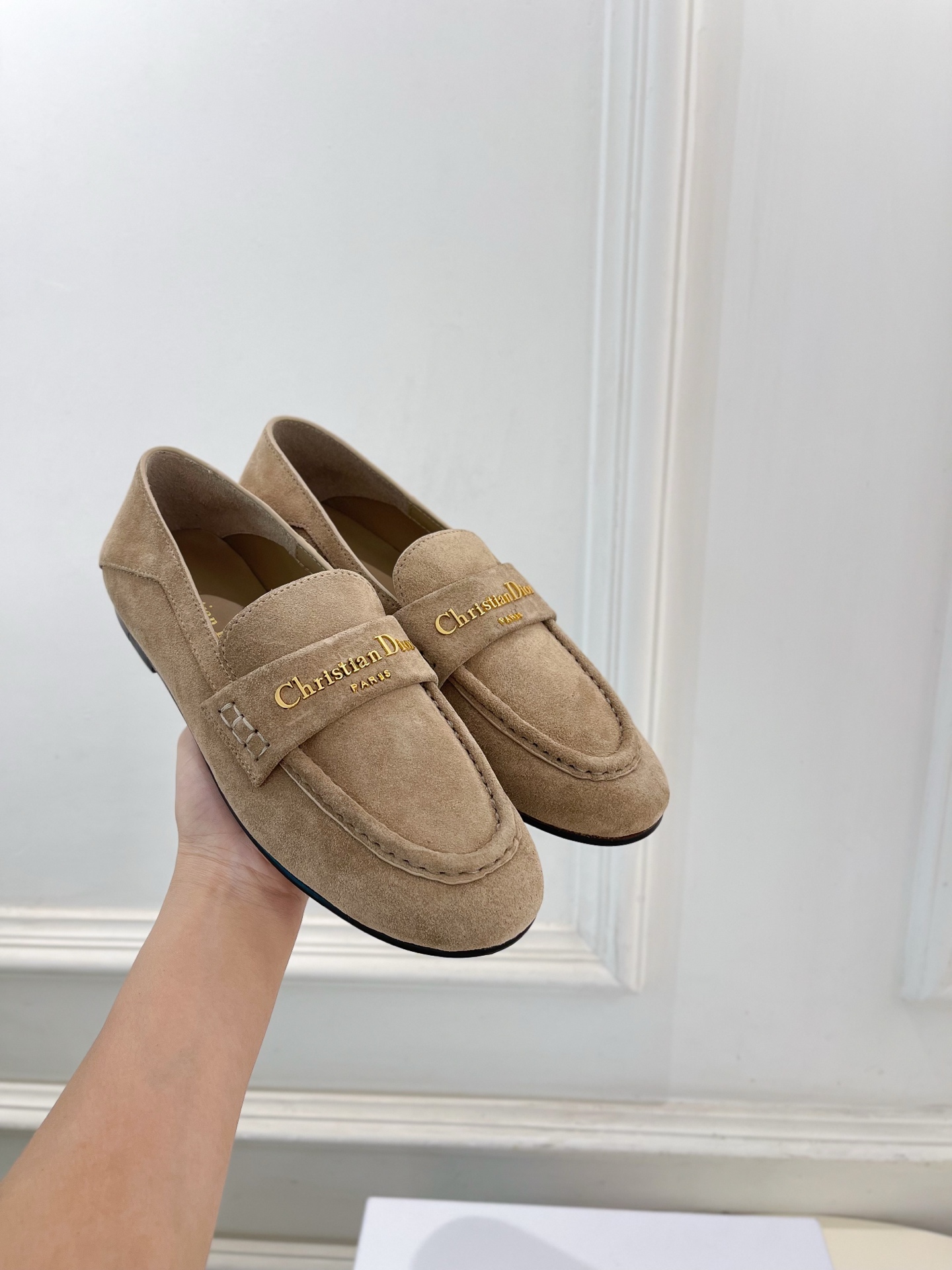 Dior |  迪奥 25𝐬𝐬 

🧡💚2025早春新品 顶级版本⚠️
专柜主打新款  Dior Boy