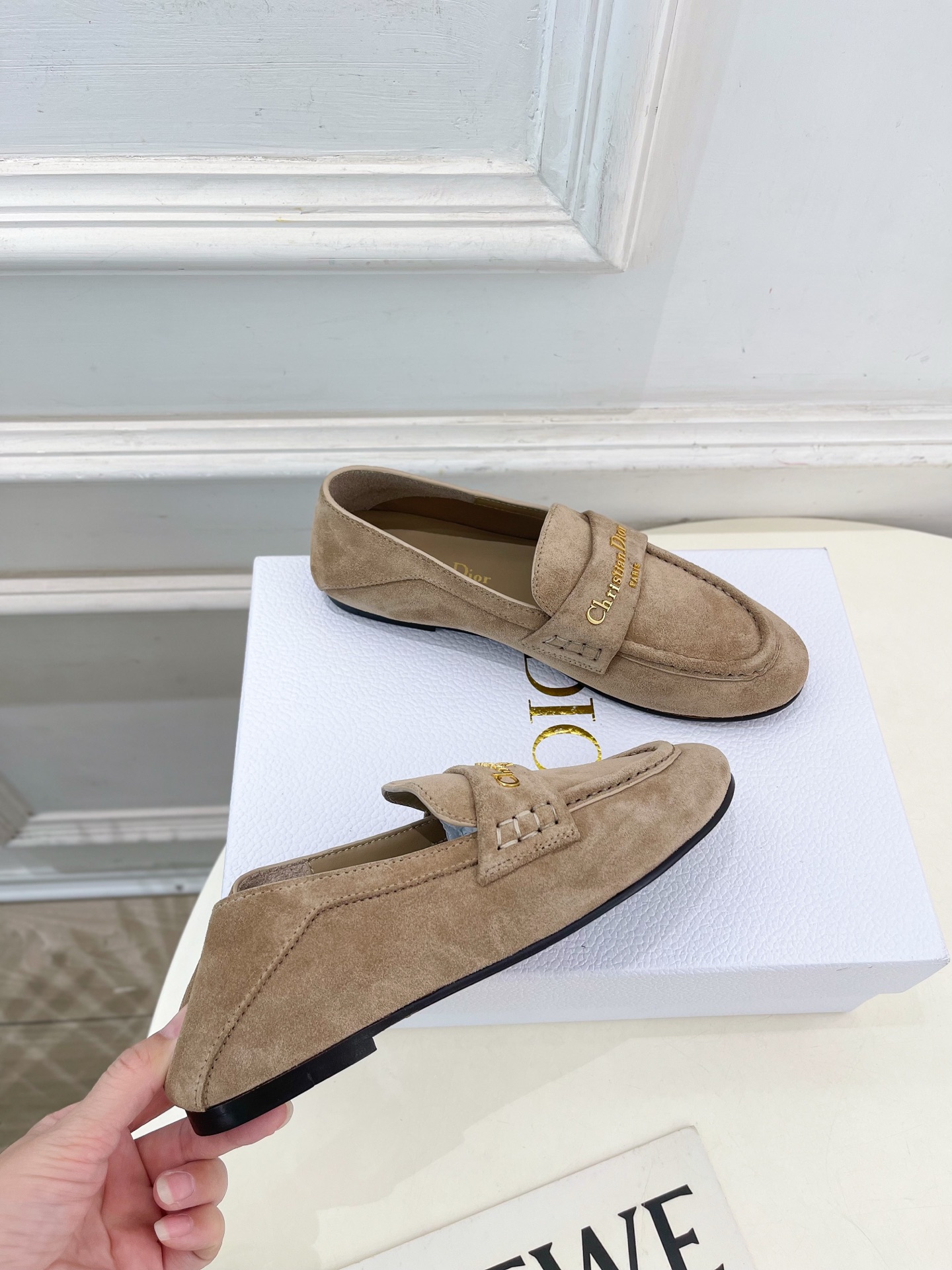 Dior |  迪奥 25𝐬𝐬 

🧡💚2025早春新品 顶级版本⚠️
专柜主打新款  Dior Boy