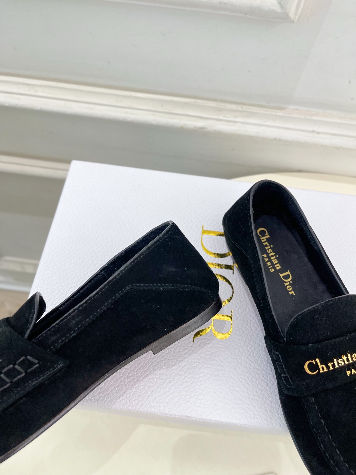 Dior |  迪奥 25𝐬𝐬 

🧡💚2025早春新品 顶级版本⚠️
专柜主打新款  Dior Boy