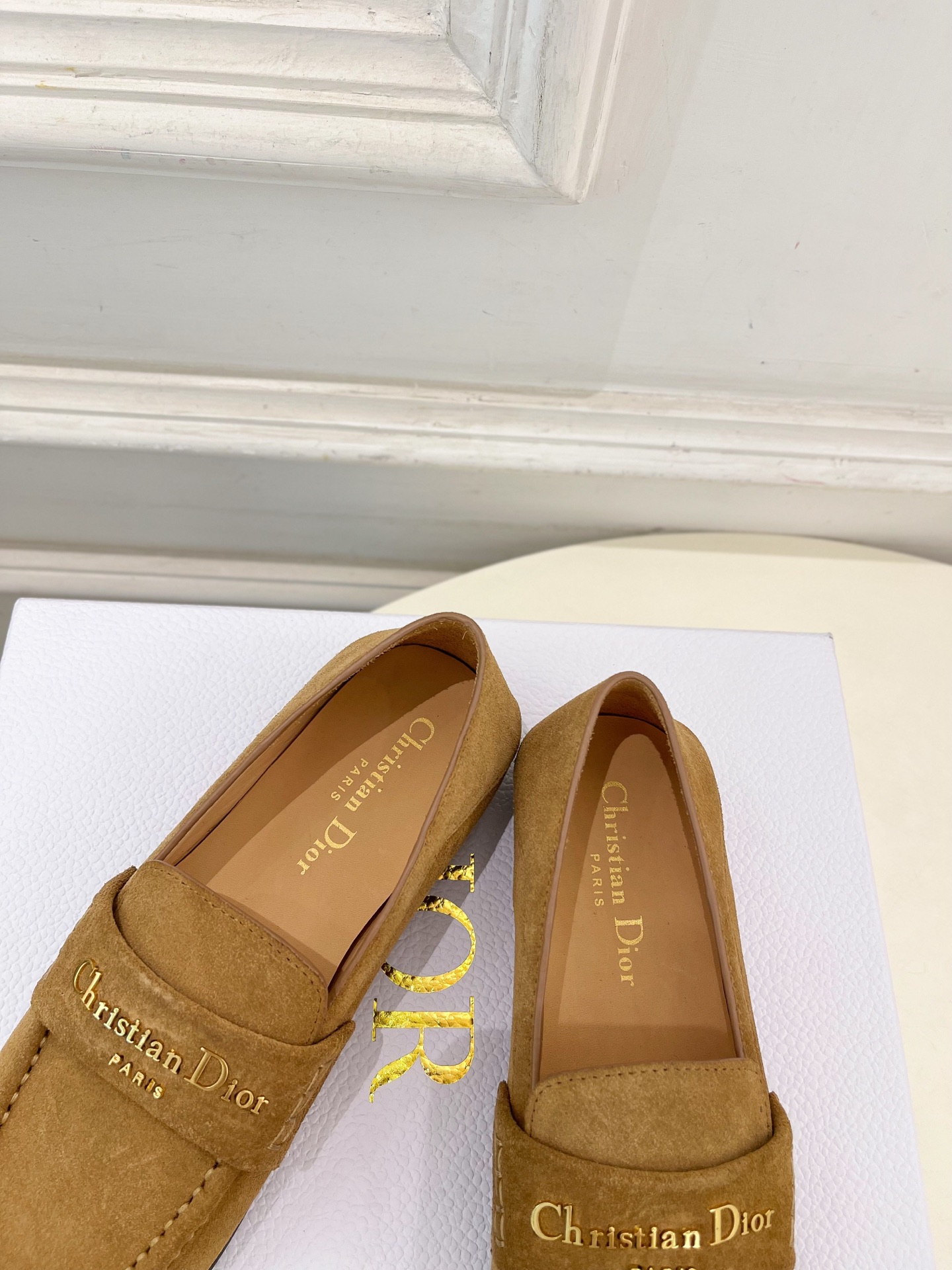 Dior |  迪奥 25𝐬𝐬 

🧡💚2025早春新品 顶级版本⚠️
专柜主打新款  Dior Boy