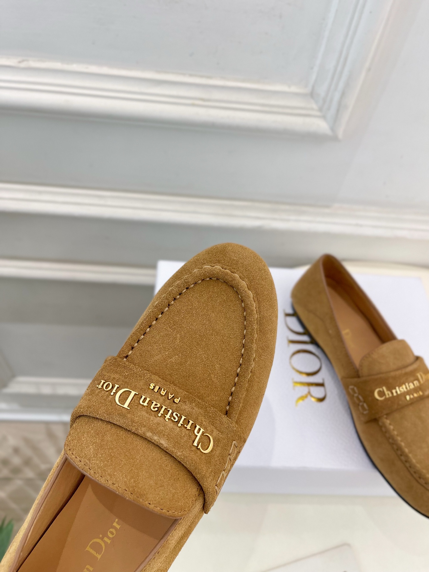 Dior |  迪奥 25𝐬𝐬 

🧡💚2025早春新品 顶级版本⚠️
专柜主打新款  Dior Boy