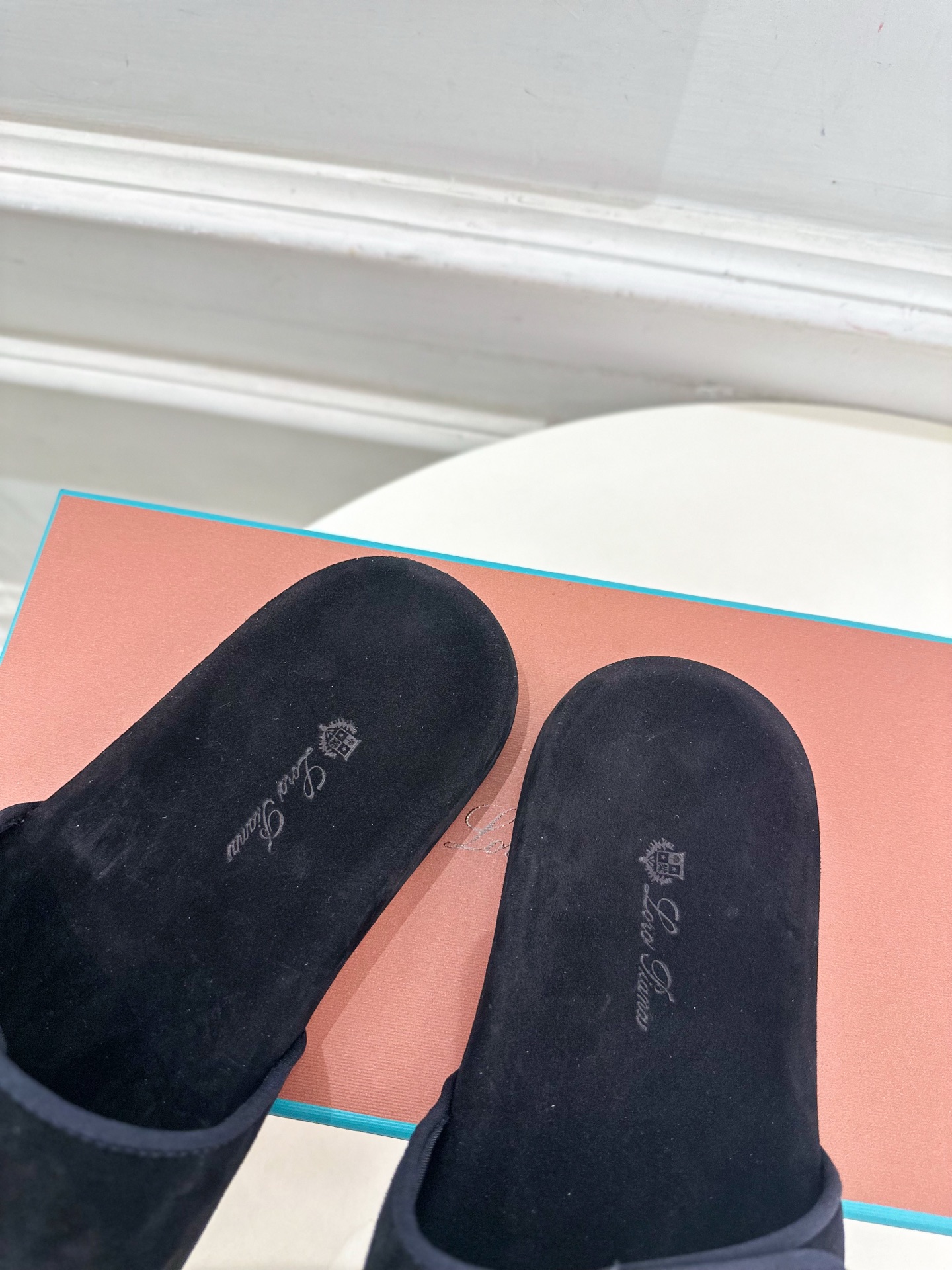 Loro Piana 乐悠翩雅 代购级别⚠️2025春夏新品 男士魔术贴休闲拖鞋—————————

L