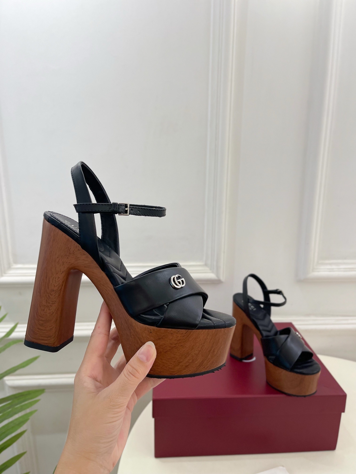 Gucci | 古驰 25𝐬𝐬
⭐️ G家 主打系列终于面世,狠货值得期待!原有的经典 创造