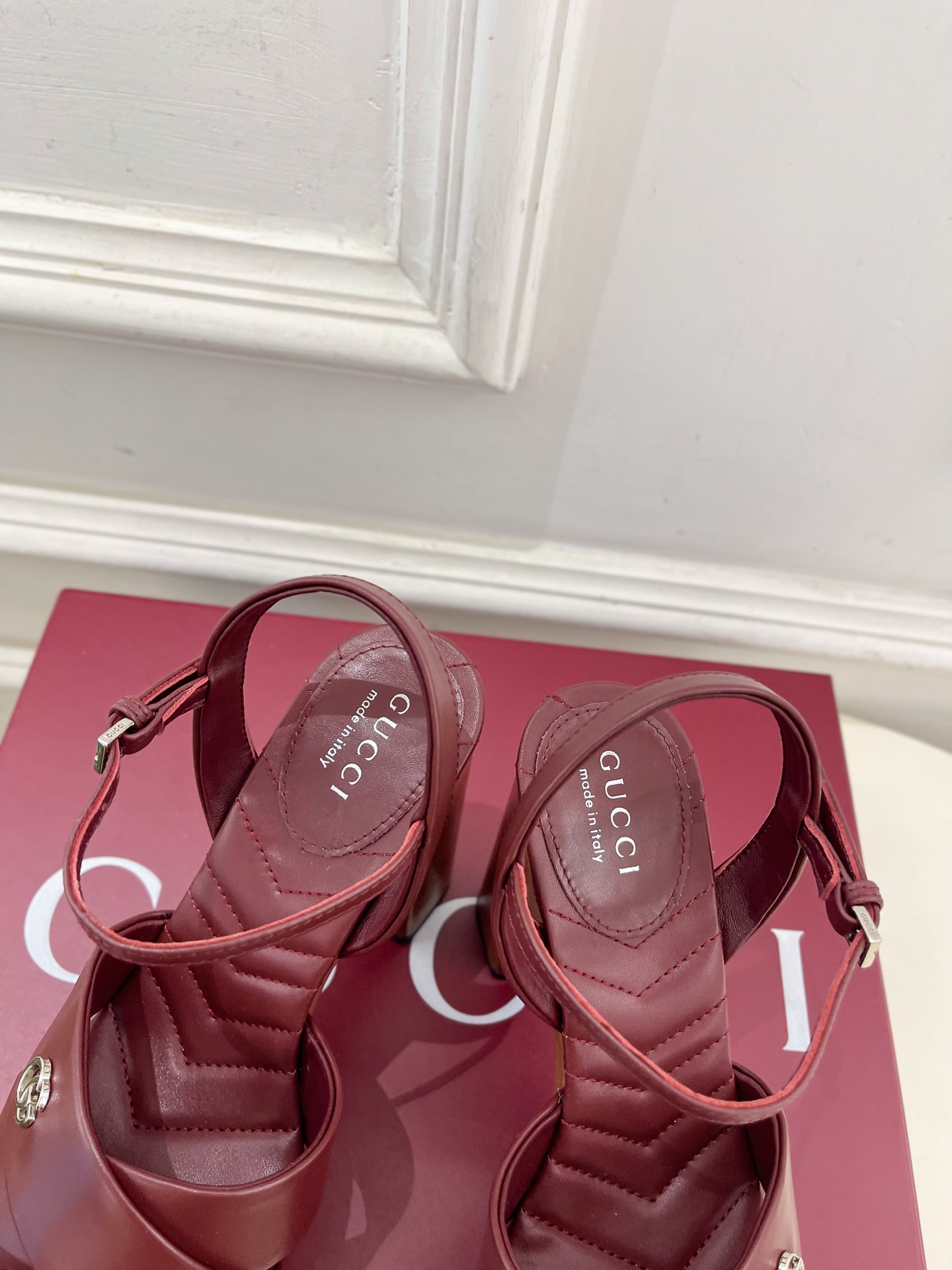 Gucci |  古驰  25𝐬𝐬 

⭐️   G家 主打系列终于面世，狠货值得期待！原有的经典 创造
