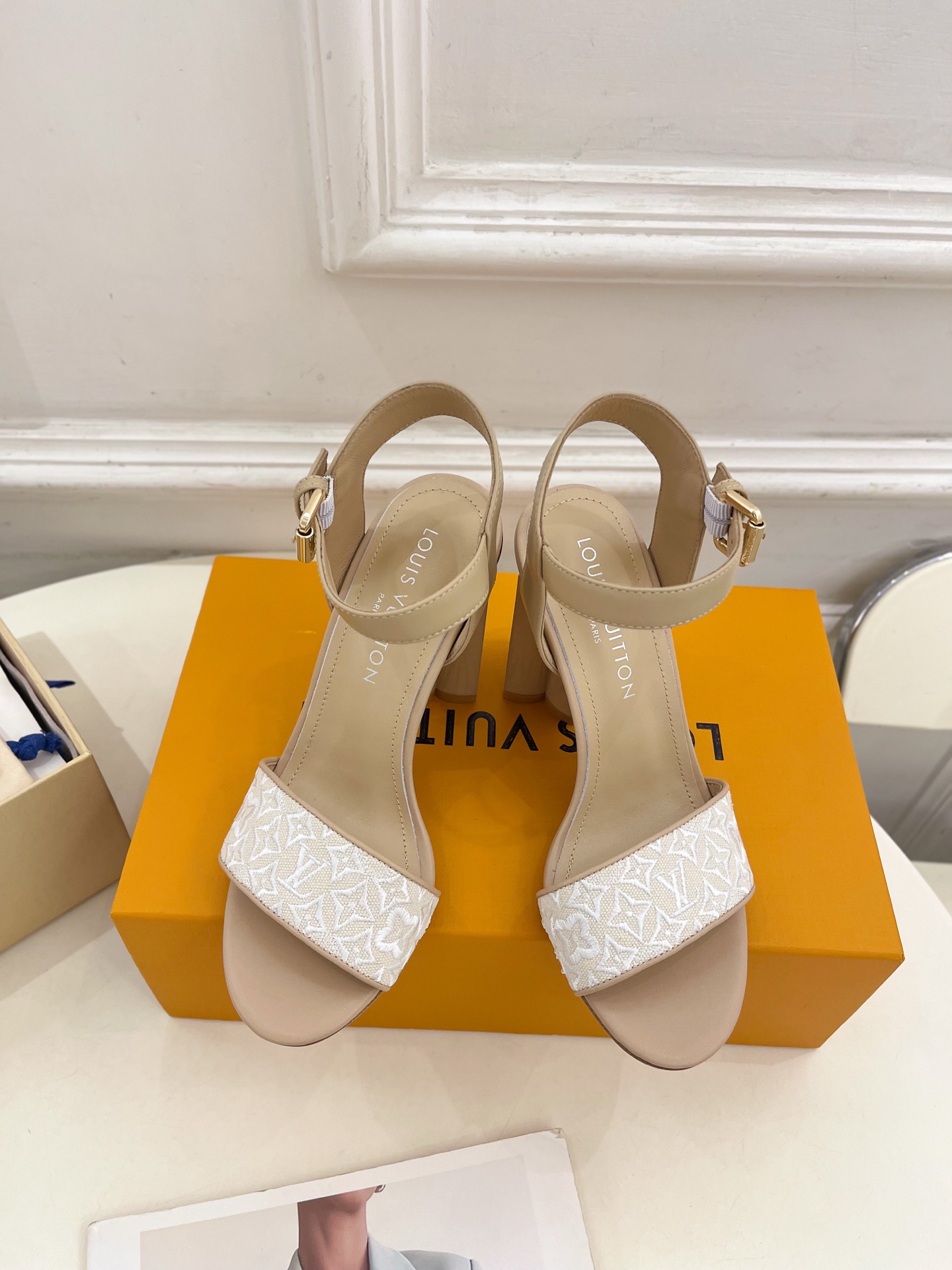 LV  | 路易威登  25𝐬𝐬 

🧡💚2025春夏新品   顶级版本⚠️原版一致
专柜主打最新款♣️