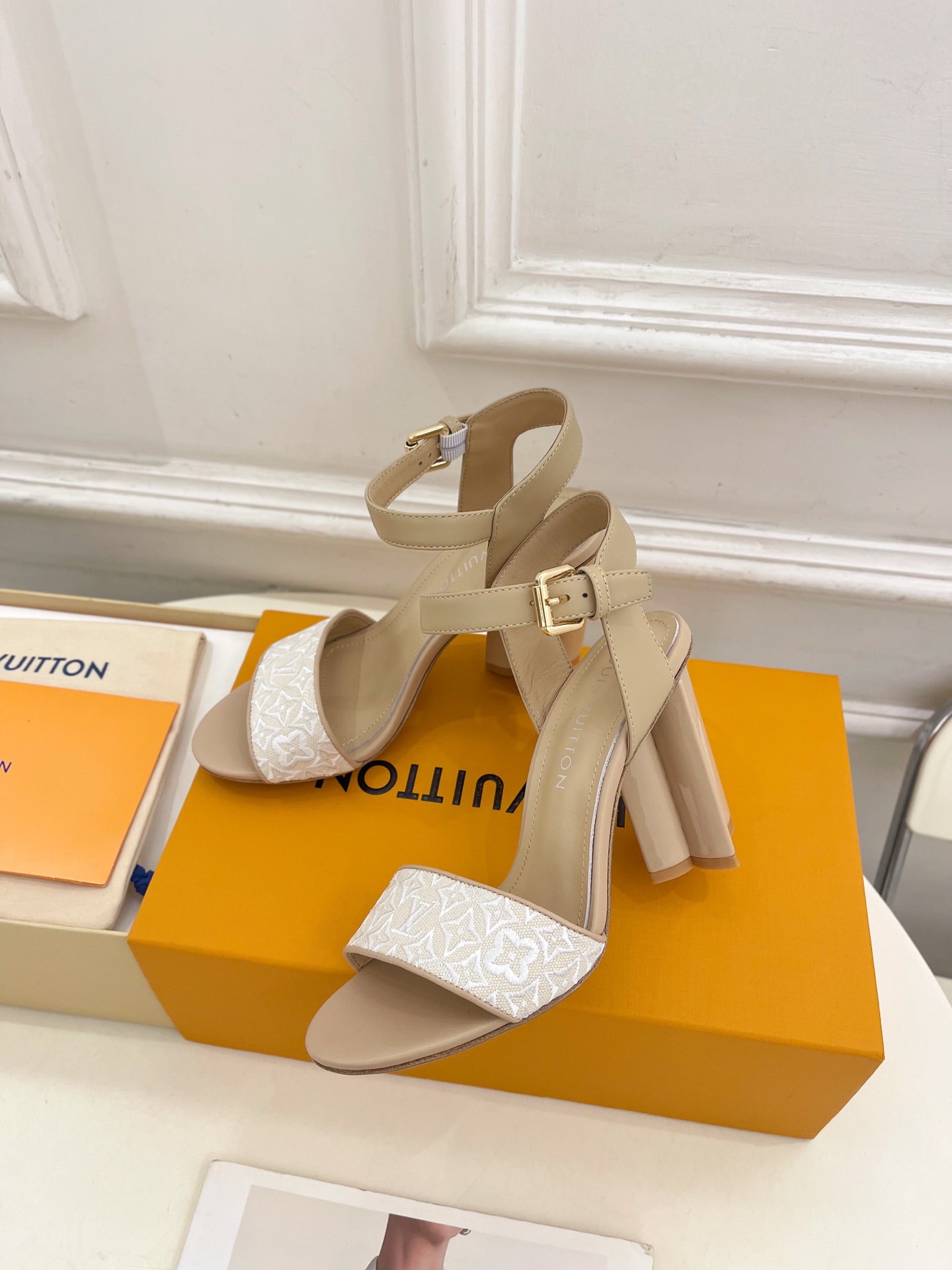 LV  | 路易威登  25𝐬𝐬 

🧡💚2025春夏新品   顶级版本⚠️原版一致
专柜主打最新款♣️