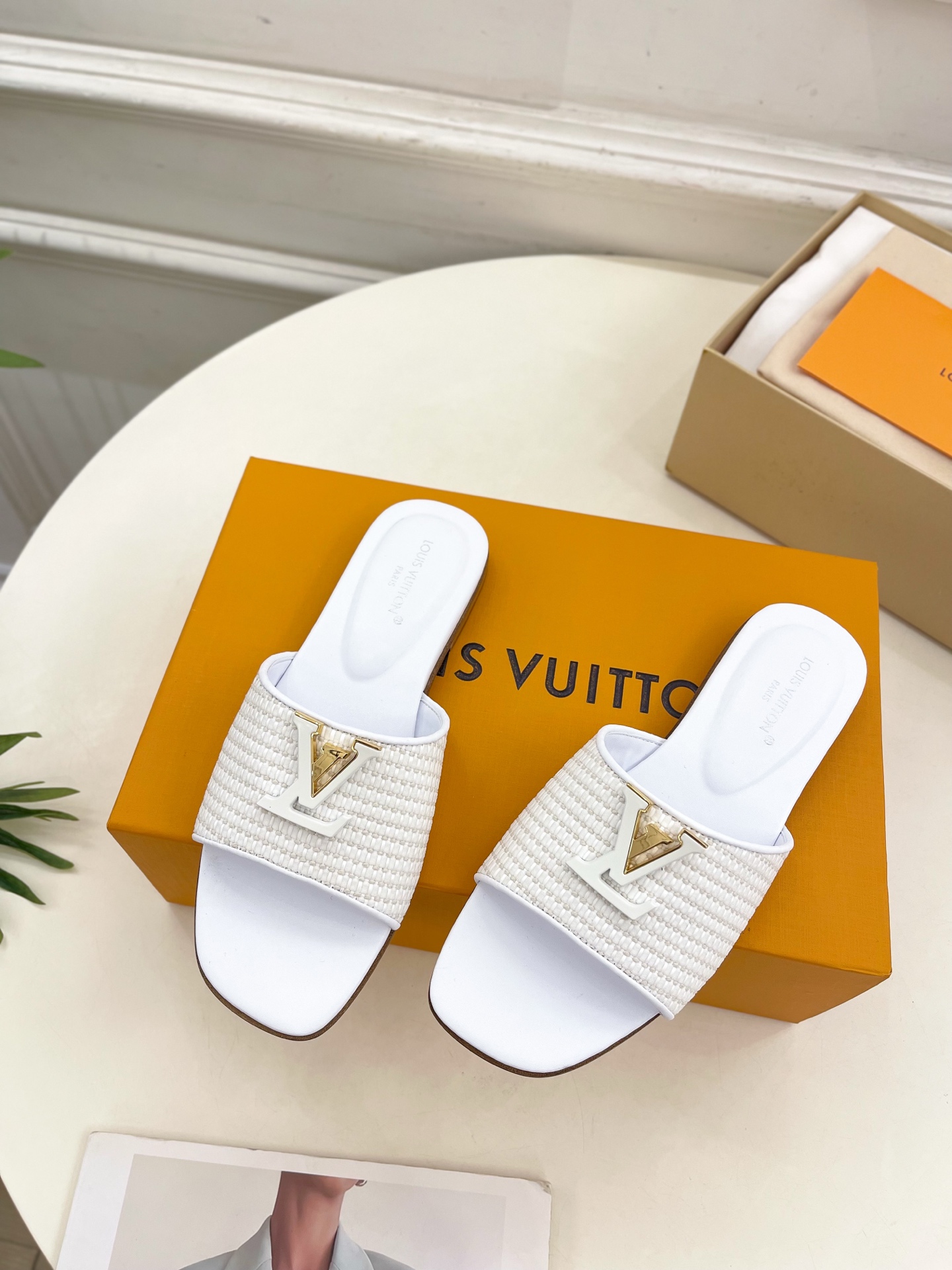 LV  | 路易威登  25𝐬𝐬 

🧡💚2025春夏新款 顶级版本⚠️
专柜主打最新款 LV经典拉菲草