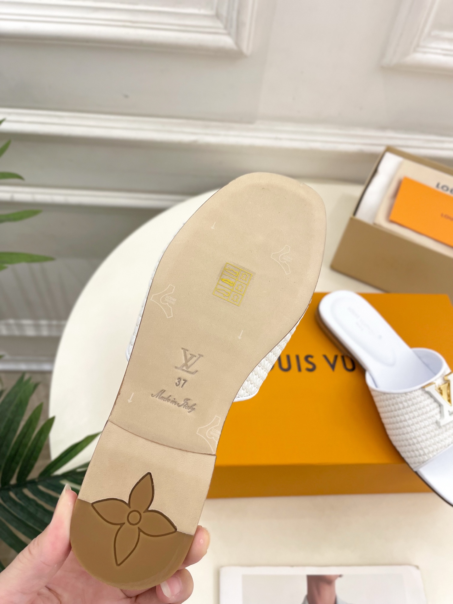 LV  | 路易威登  25𝐬𝐬 

🧡💚2025春夏新款 顶级版本⚠️
专柜主打最新款 LV经典拉菲草