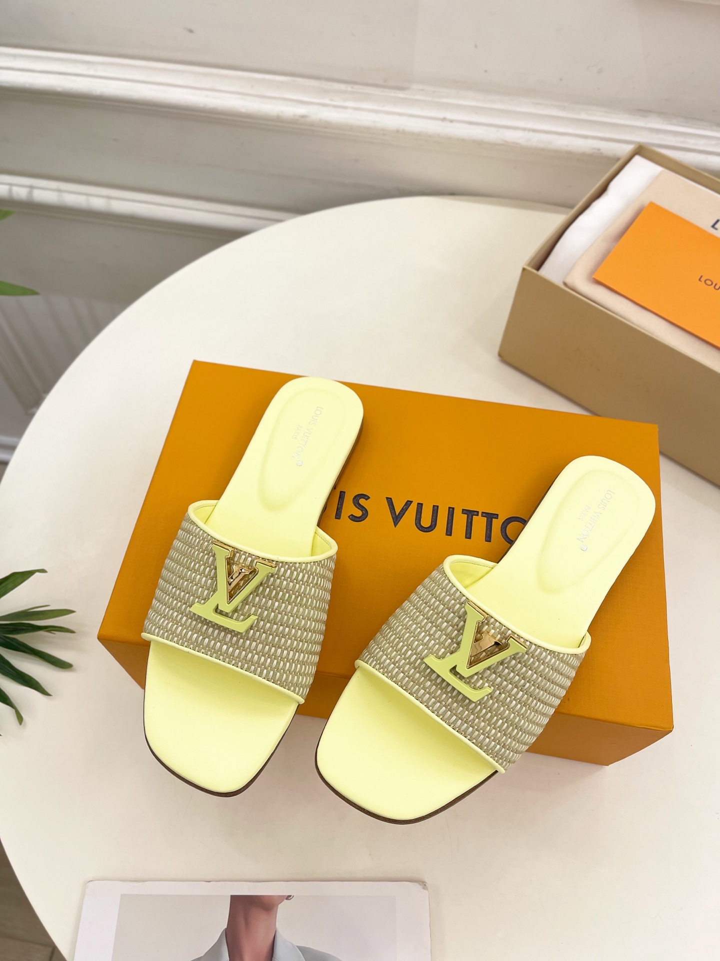 LV  | 路易威登  25𝐬𝐬 

🧡💚2025春夏新款 顶级版本⚠️
专柜主打最新款 LV经典拉菲草