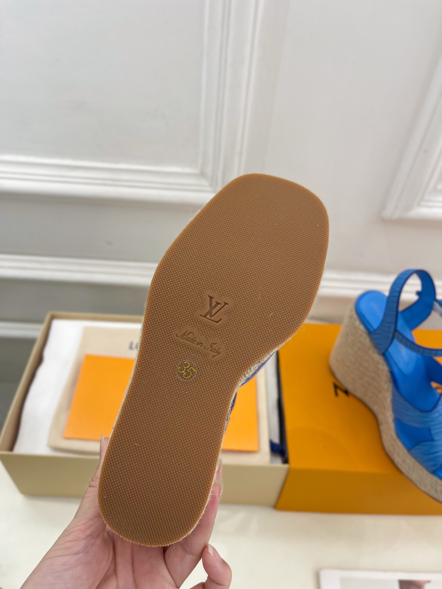 LV  | 路易威登    25𝐬𝐬 

🧡💚2025春夏新款 顶级版本‼️原版一致
专柜主打最新款 L