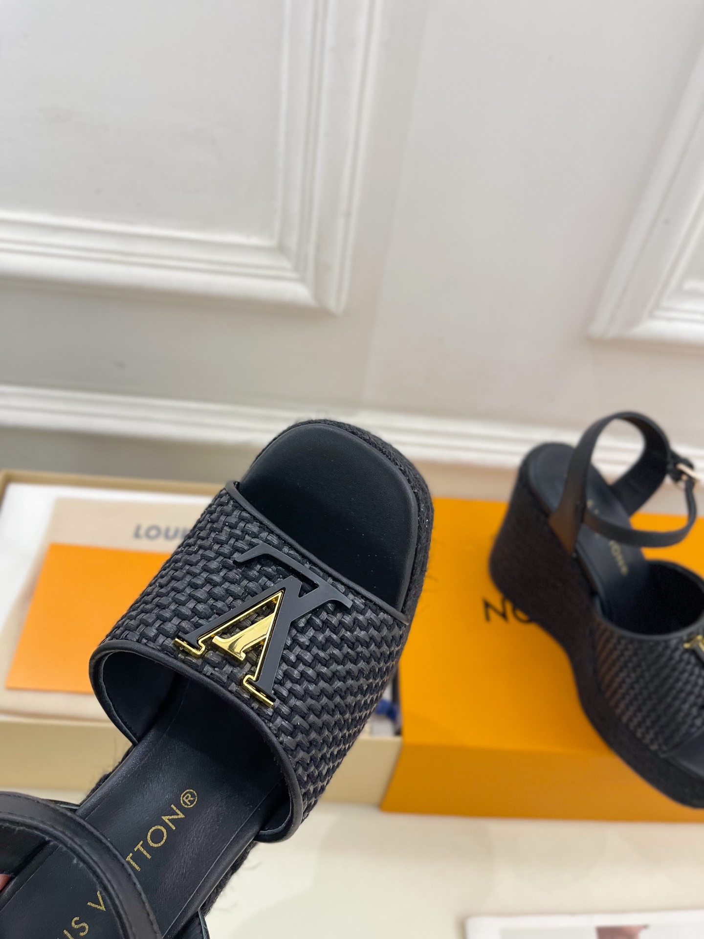 LV  | 路易威登    25𝐬𝐬 

🧡💚2025春夏新款 顶级版本‼️原版一致
专柜主打最新款 L