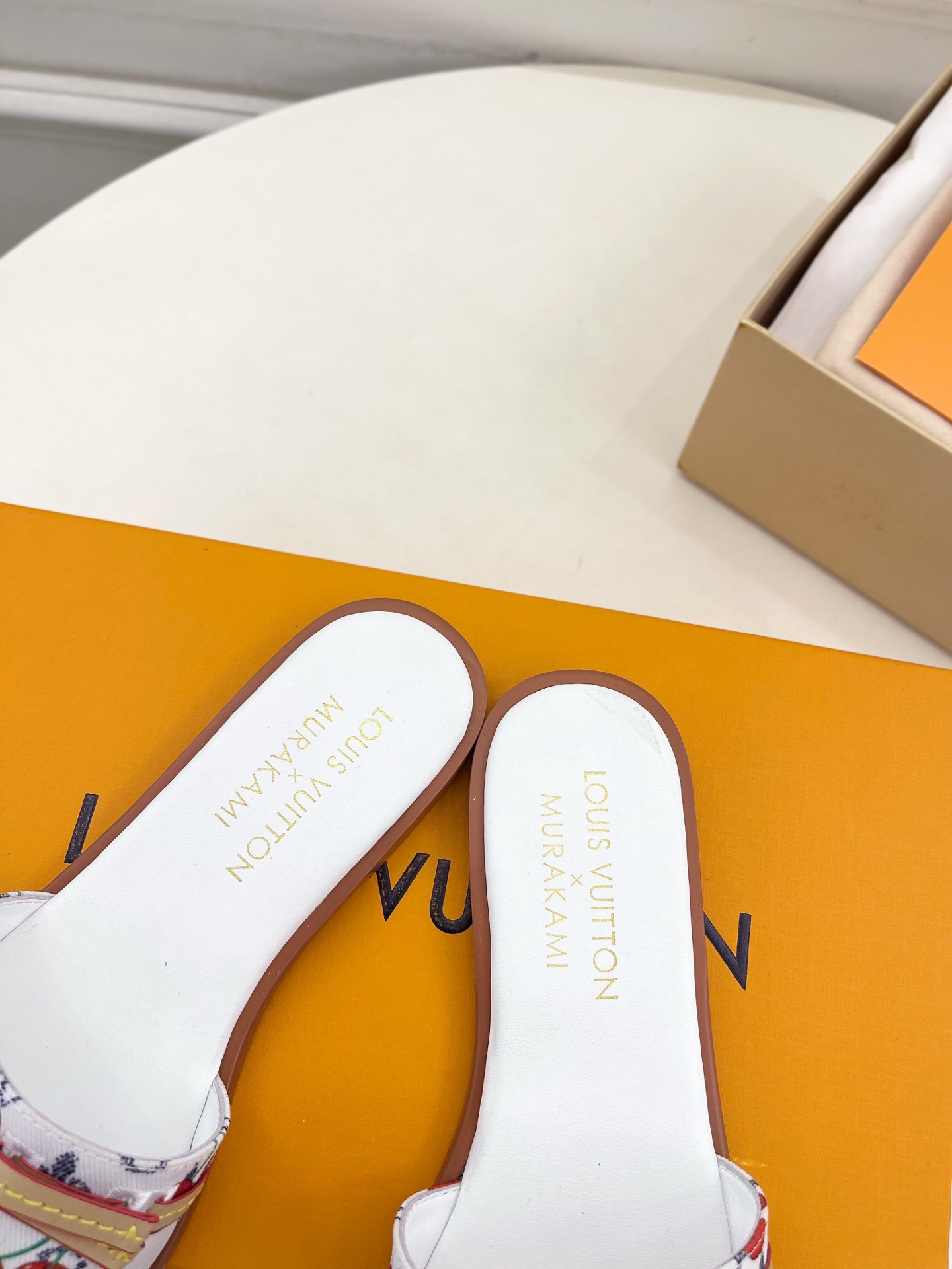LV  | 路易威登    25𝐬𝐬 

🧡💚2025春夏新款 顶级版本‼️原版一致
专柜主打最新款LV