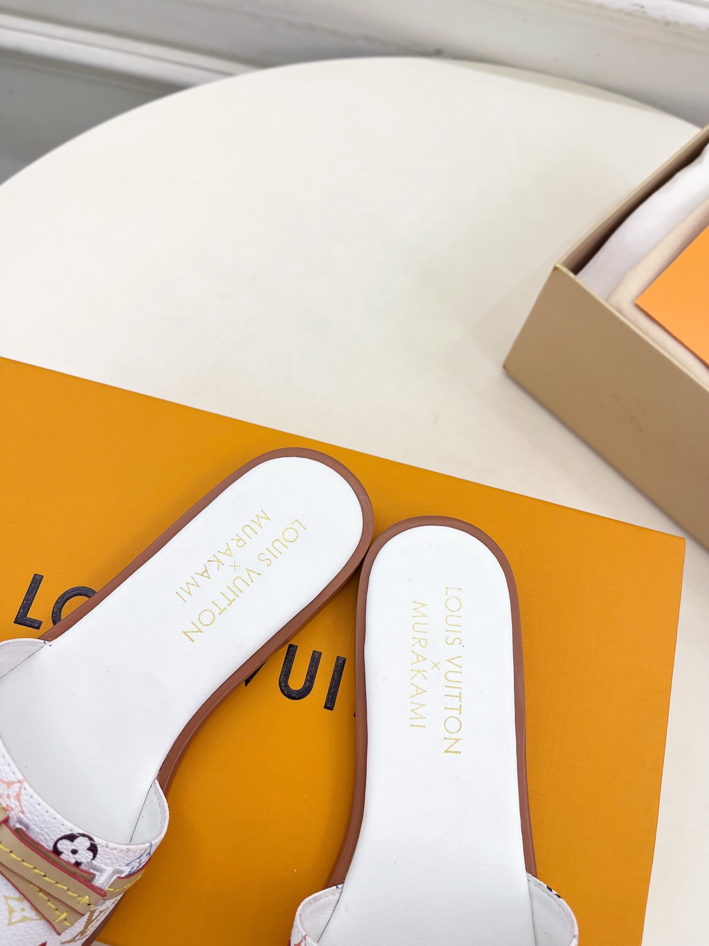 LV  | 路易威登    25𝐬𝐬 

🧡💚2025春夏新款 顶级版本‼️原版一致
专柜主打最新款LV