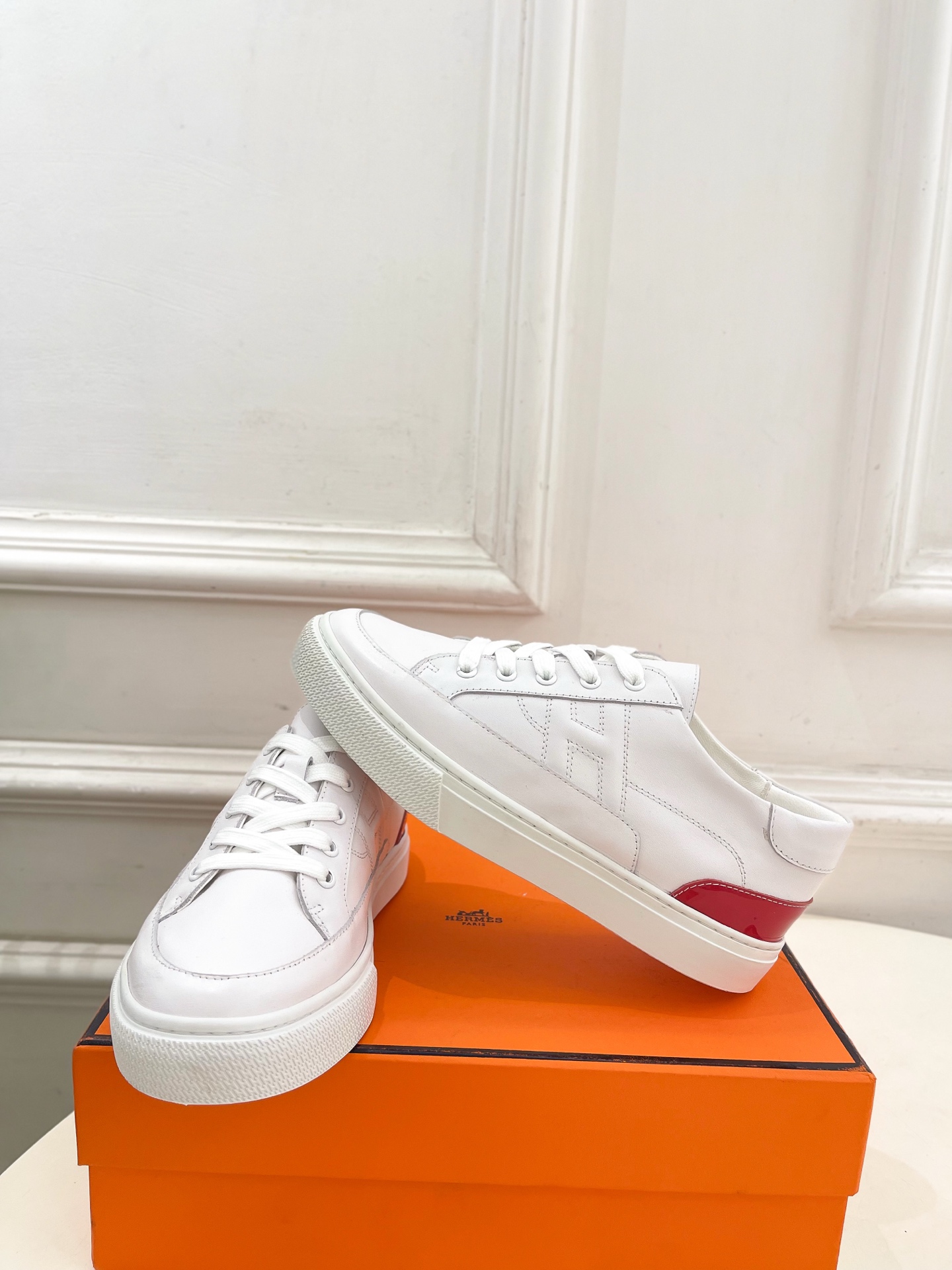 🐎𝐇𝐄𝐑𝐌𝐄* 爱玛仕 25𝐬𝐬 

🌈2025春夏新品 专柜新款  经典H型Deep情侣款运动鞋 复古