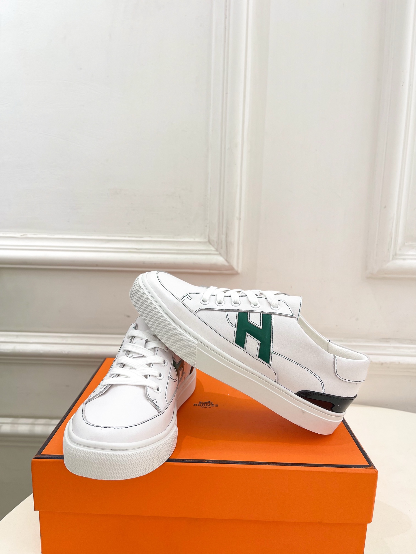 🐎𝐇𝐄𝐑𝐌𝐄* 爱玛仕 25𝐬𝐬 

🌈2025春夏新品 专柜新款  经典H型Deep情侣款运动鞋 复古