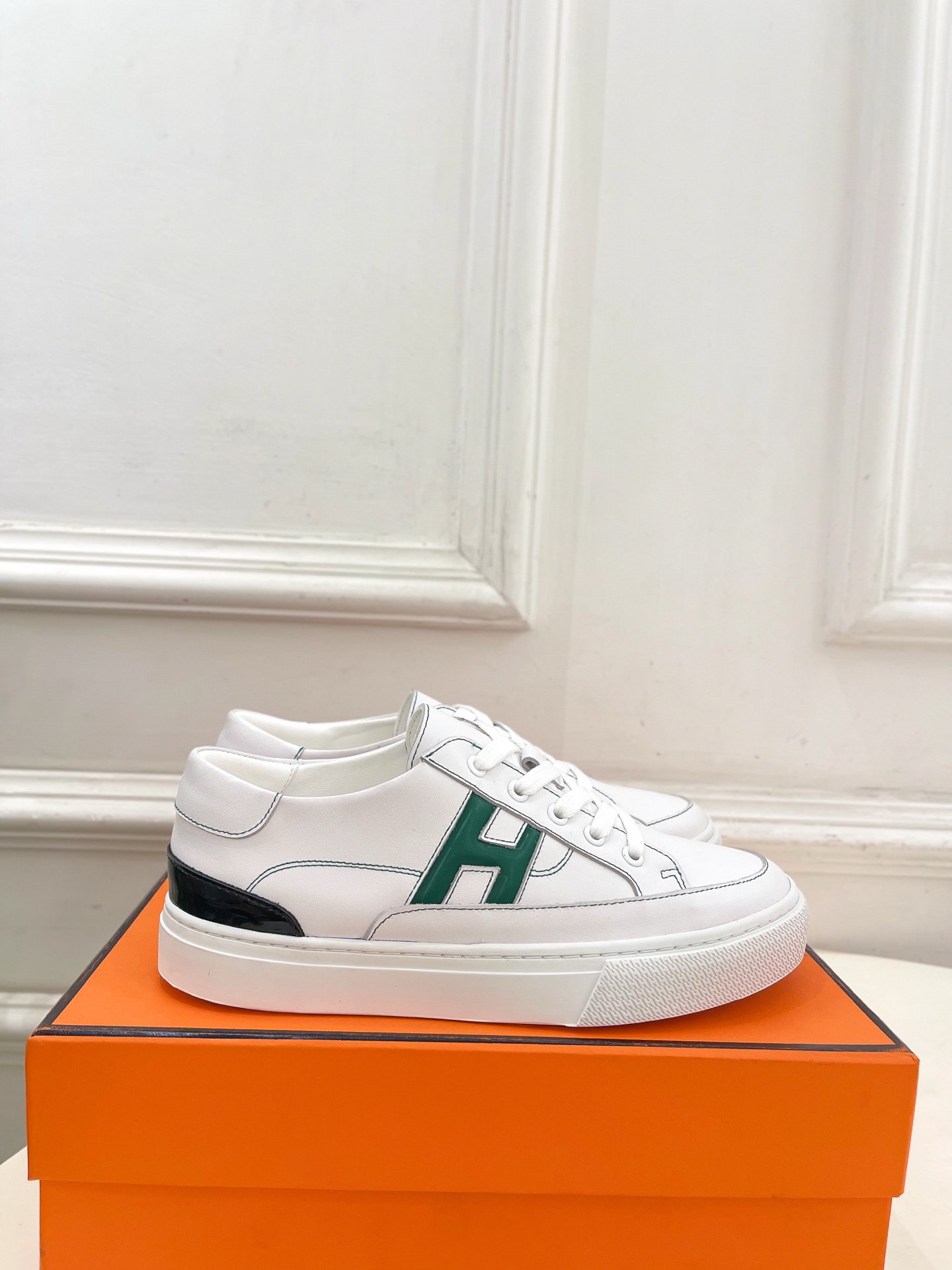 🐎𝐇𝐄𝐑𝐌𝐄* 爱玛仕 25𝐬𝐬 

🌈2025春夏新品 专柜新款  经典H型Deep情侣款运动鞋 复古