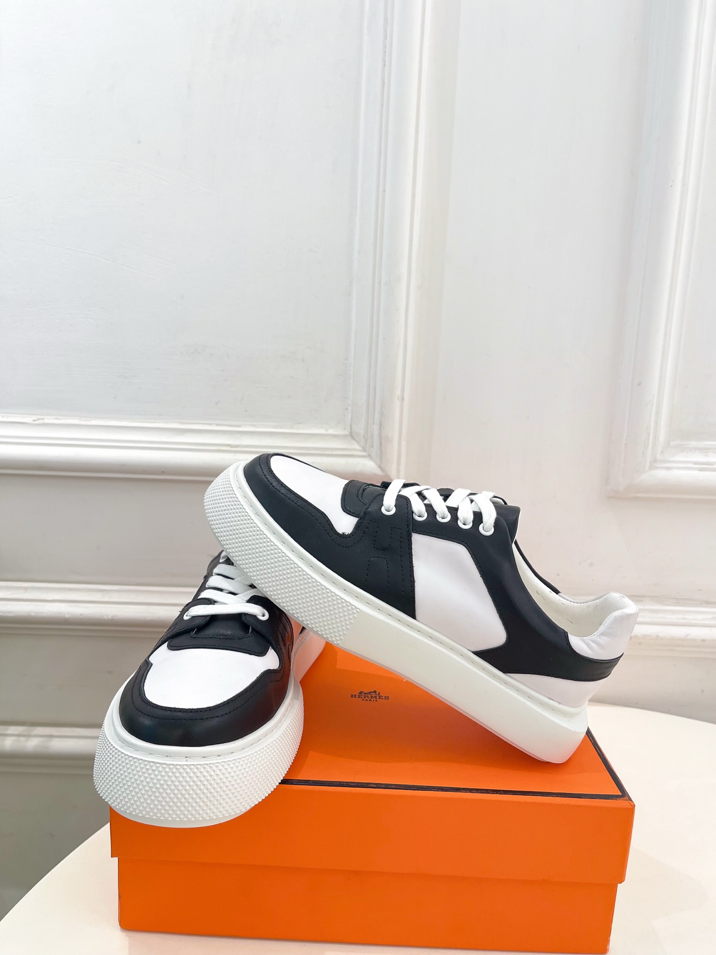 🐎𝐇𝐄𝐑𝐌𝐄* 爱玛仕 25𝐬𝐬 

🌈2025春夏新品 专柜新款  经典休闲厚底运动鞋系列〰

◽鞋面