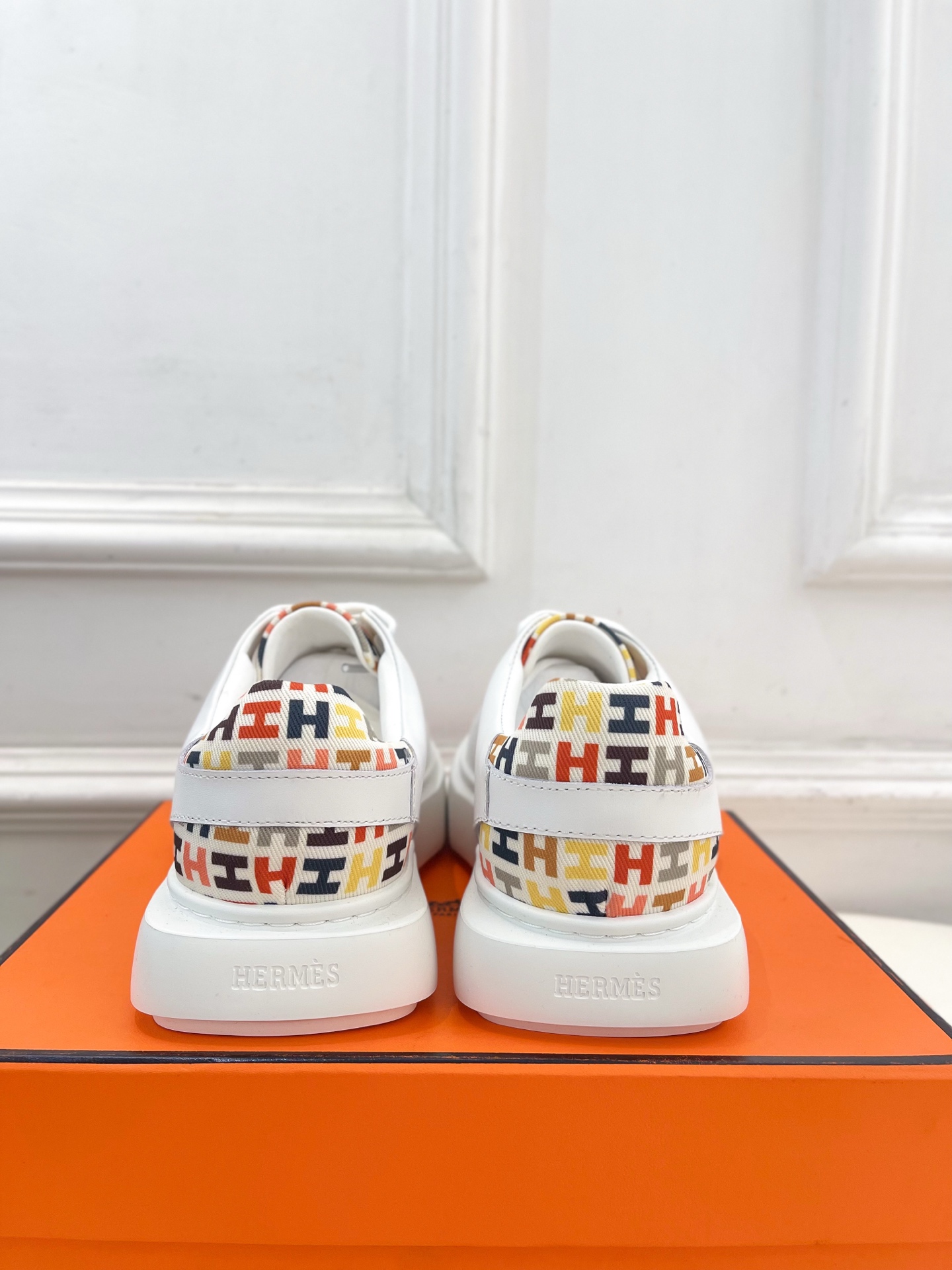 🐎𝐇𝐄𝐑𝐌𝐄* 爱玛仕 25𝐬𝐬 

🌈2025春夏新品 专柜新款  经典厚底休闲鞋运动鞋系列〰

◽鞋