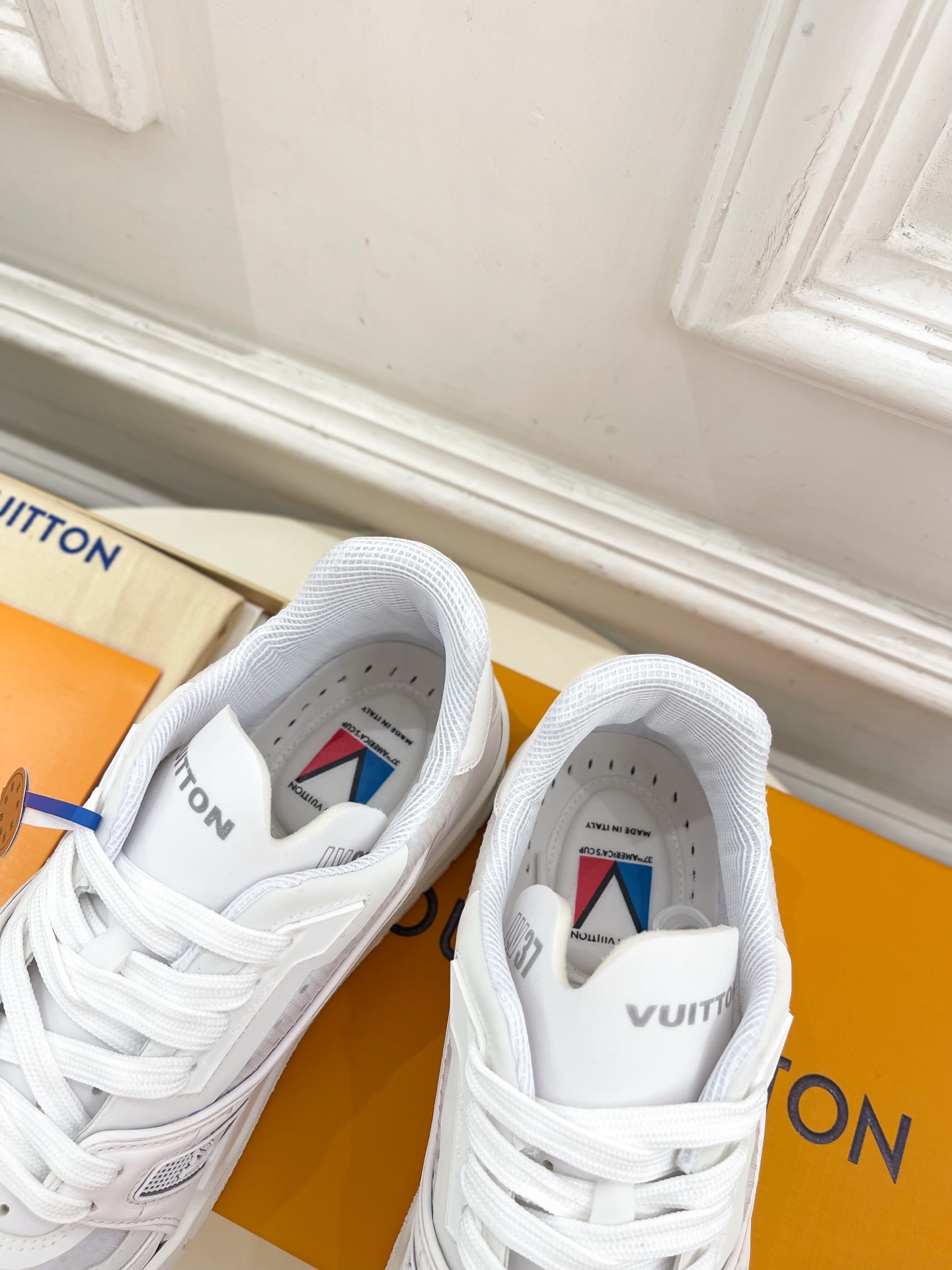LV  | 路易威登  25𝐬𝐬 

🧡💚2025春夏新款 顶级版本⚠️
专柜主打最新款  LV TRA