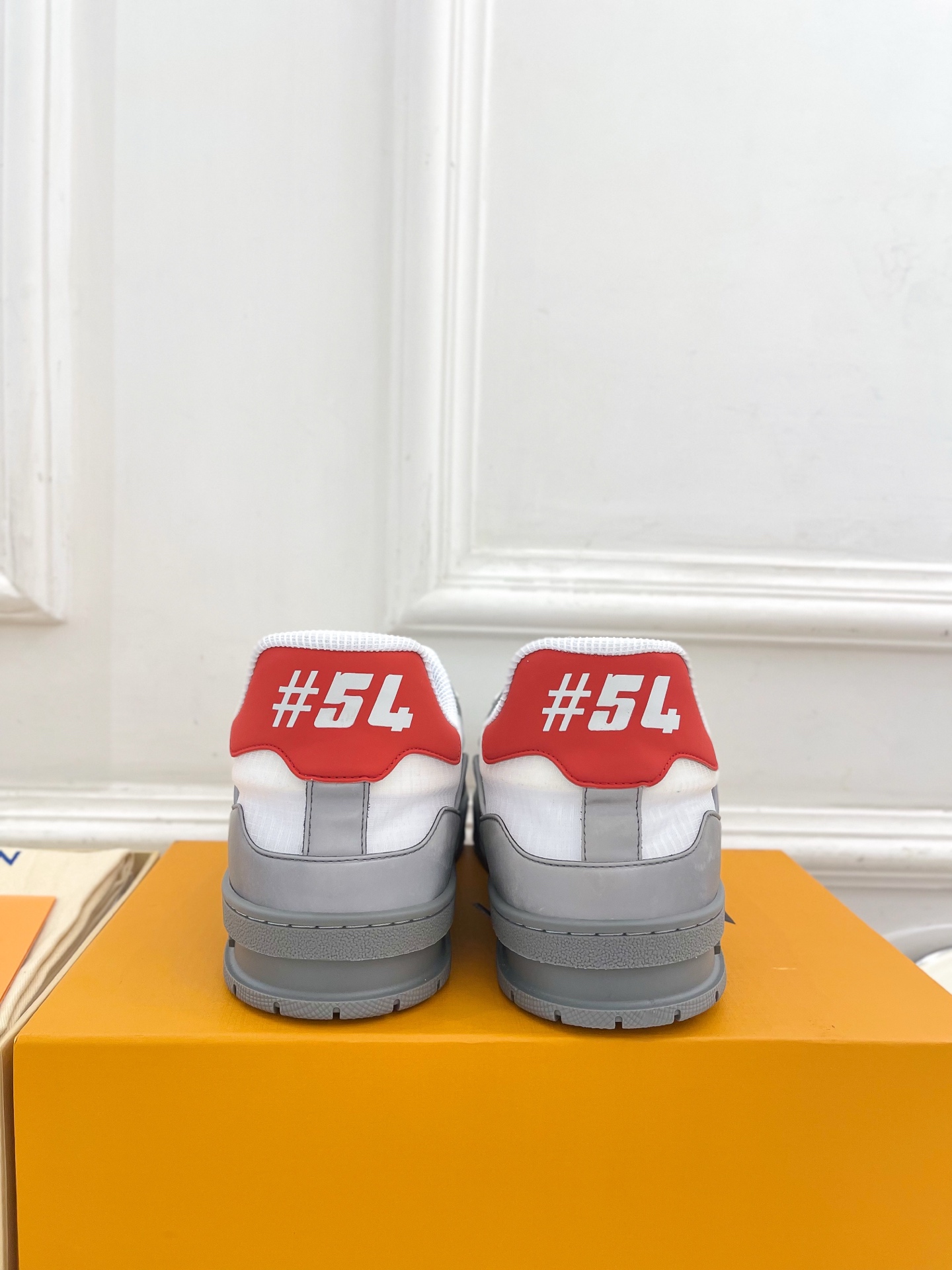 LV  | 路易威登  25𝐬𝐬 

🧡💚2025春夏新款 顶级版本⚠️
专柜主打最新款  LV TRA