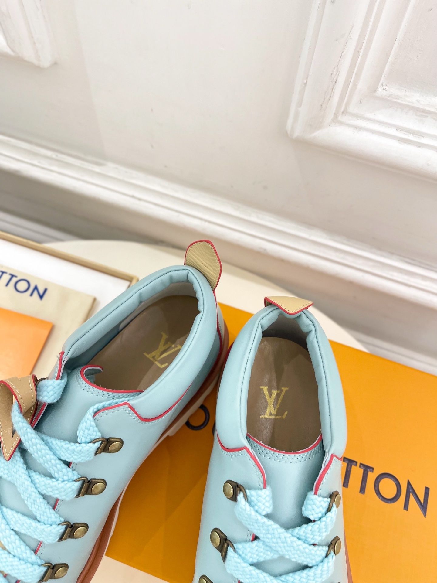 LV | 路易威登 25𝐬𝐬
🧡💚2025秋冬新款 顶级版本⚠️
专柜主打最新款 LV REM