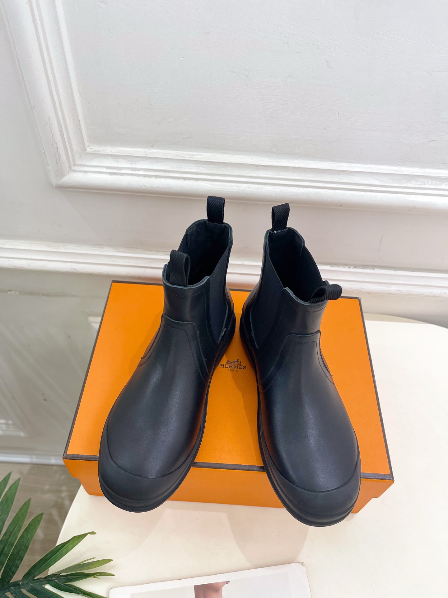 🐎𝐇𝐄𝐑𝐌𝐄* 爱玛仕 25𝐬𝐬 

🌈H家专柜新款 2025秋冬新品 Kobes及踝靴切尔西短靴系列〰