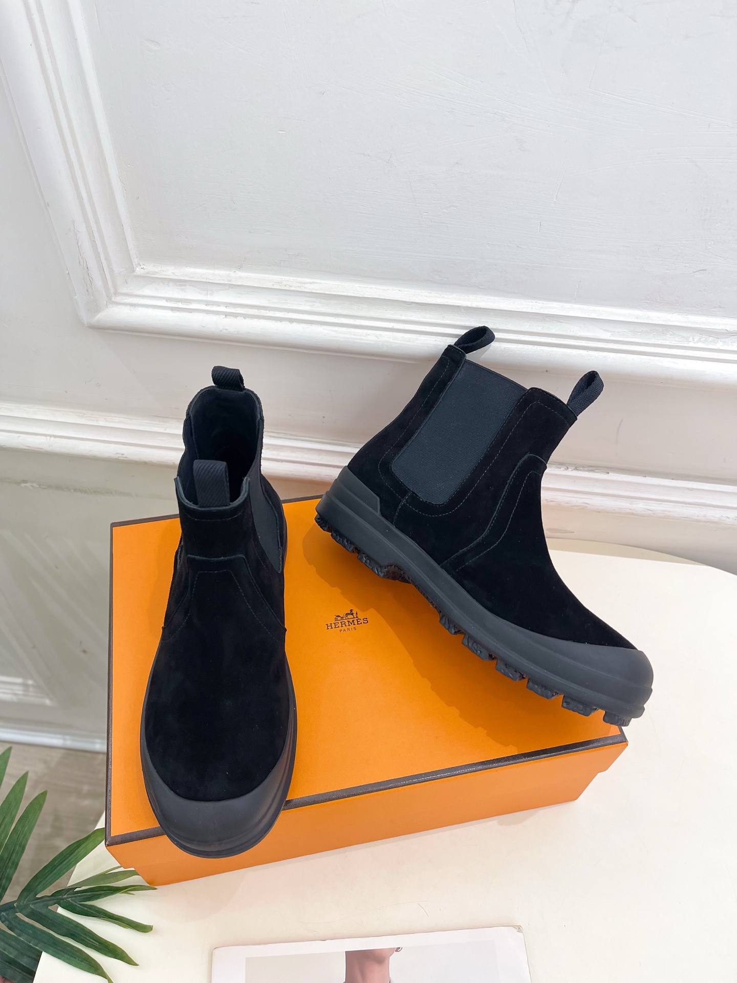 🐎𝐇𝐄𝐑𝐌𝐄* 爱玛仕 25𝐬𝐬 

🌈H家专柜新款 2025秋冬新品 Kobes及踝靴切尔西短靴系列〰