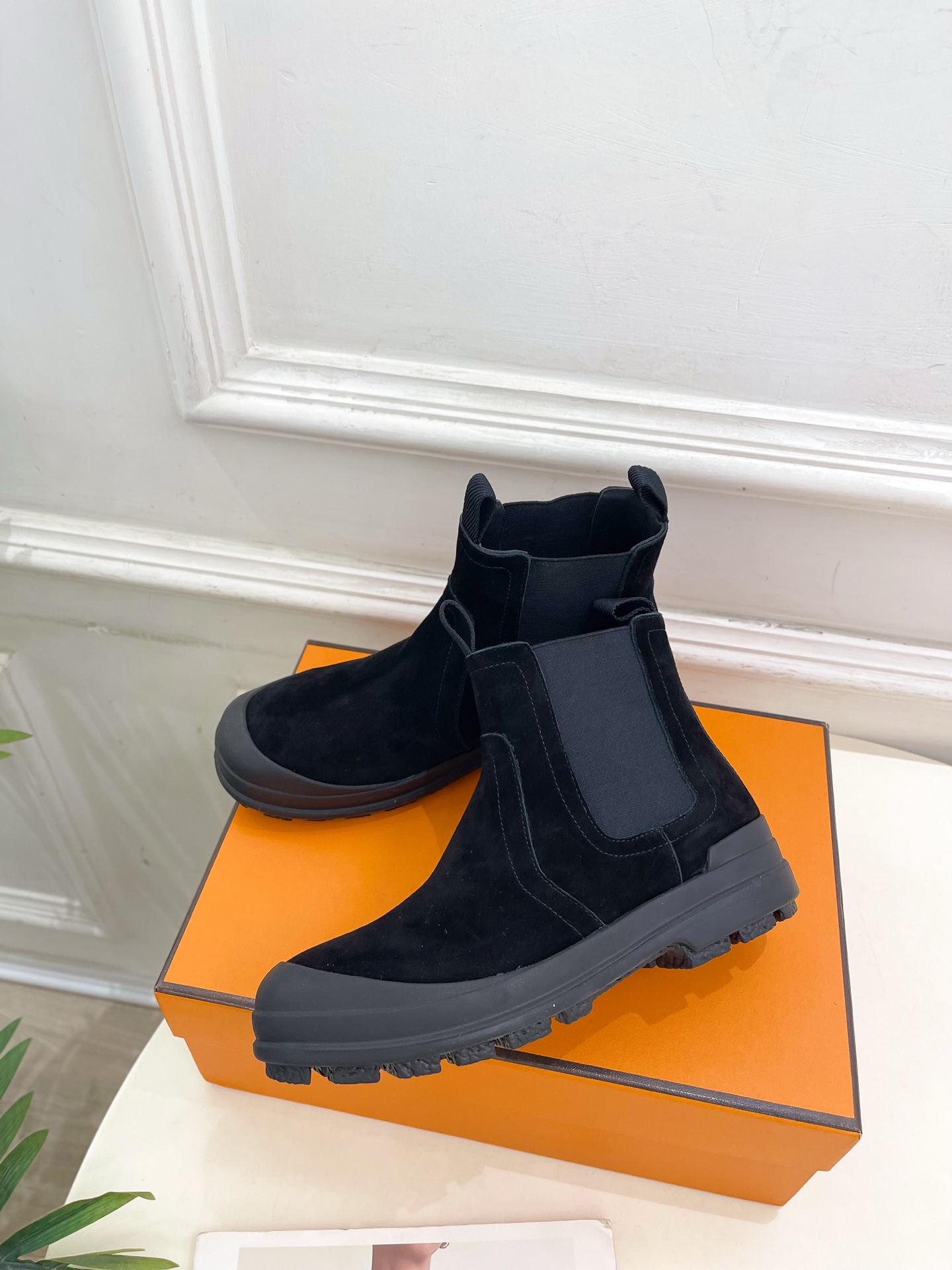🐎𝐇𝐄𝐑𝐌𝐄* 爱玛仕 25𝐬𝐬 

🌈H家专柜新款 2025秋冬新品 Kobes及踝靴切尔西短靴系列〰
