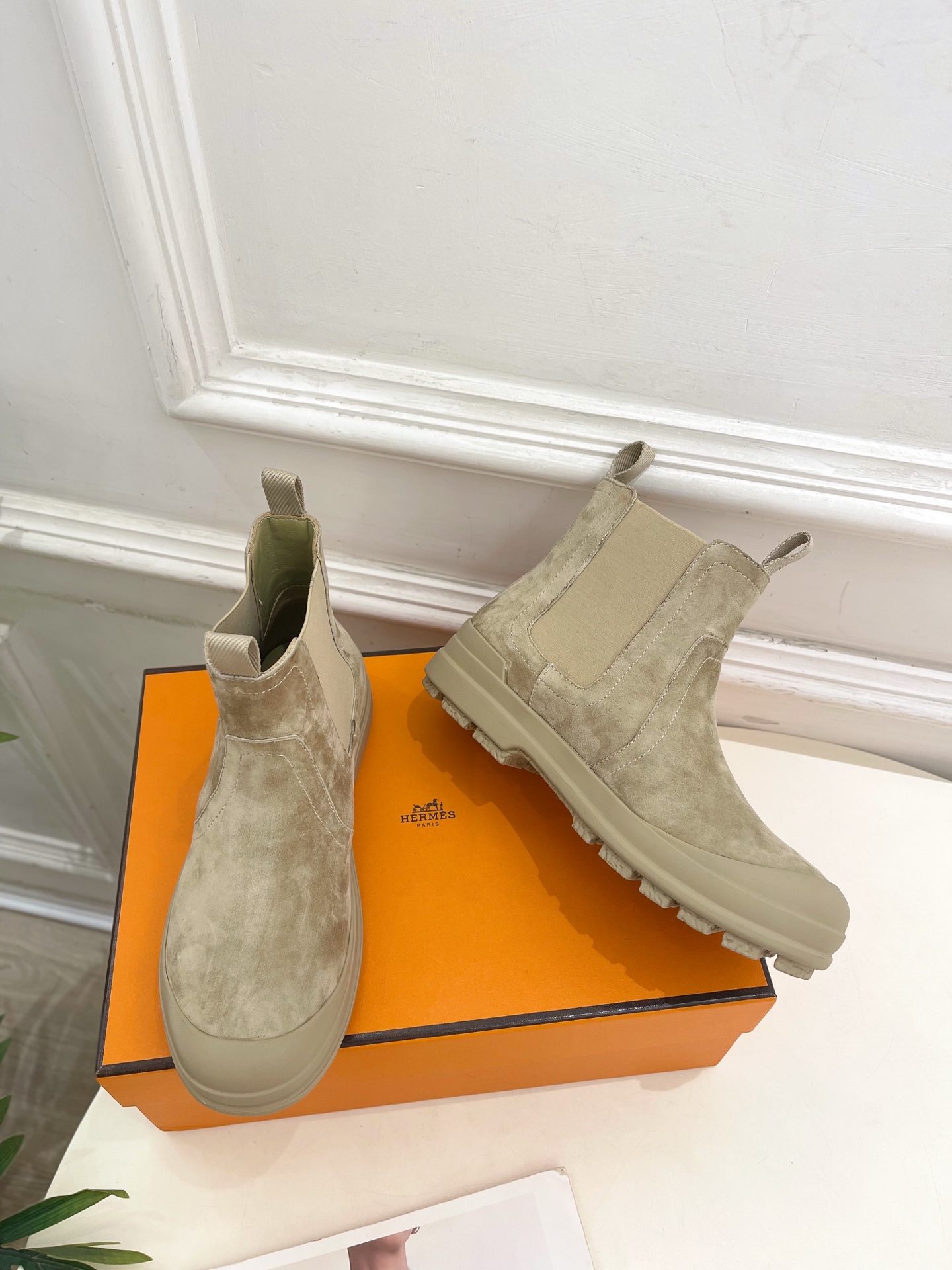 🐎𝐇𝐄𝐑𝐌𝐄* 爱玛仕 25𝐬𝐬 

🌈H家专柜新款 2025秋冬新品 Kobes及踝靴切尔西短靴系列〰