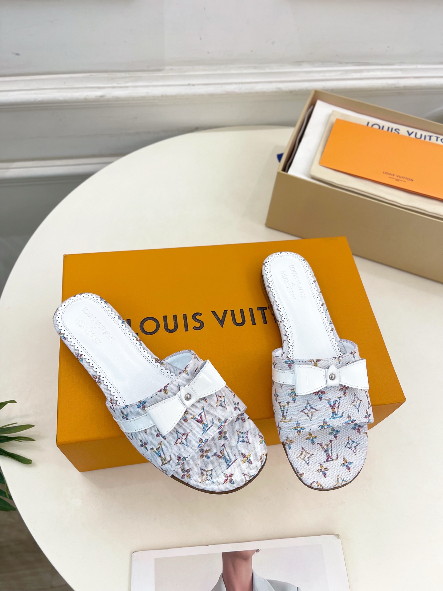 LV  | 路易威登    25𝐬𝐬 

🧡💚2025 早春新款 顶级版本‼️原版一致
专柜主打最新款 
