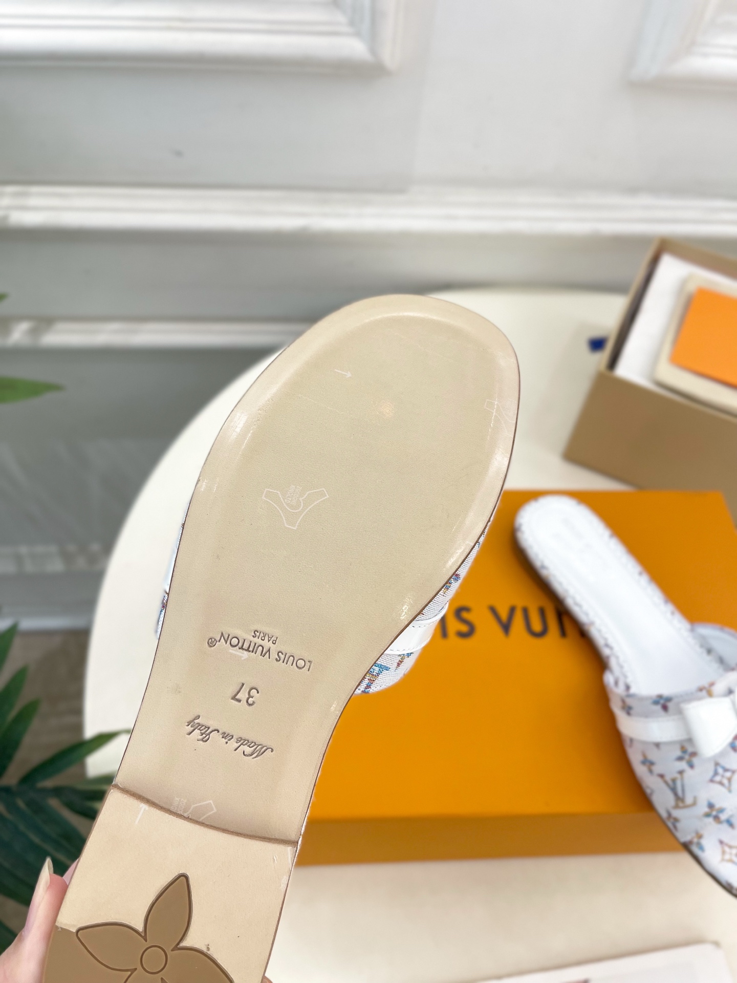 LV  | 路易威登    25𝐬𝐬 

🧡💚2025 早春新款 顶级版本‼️原版一致
专柜主打最新款 