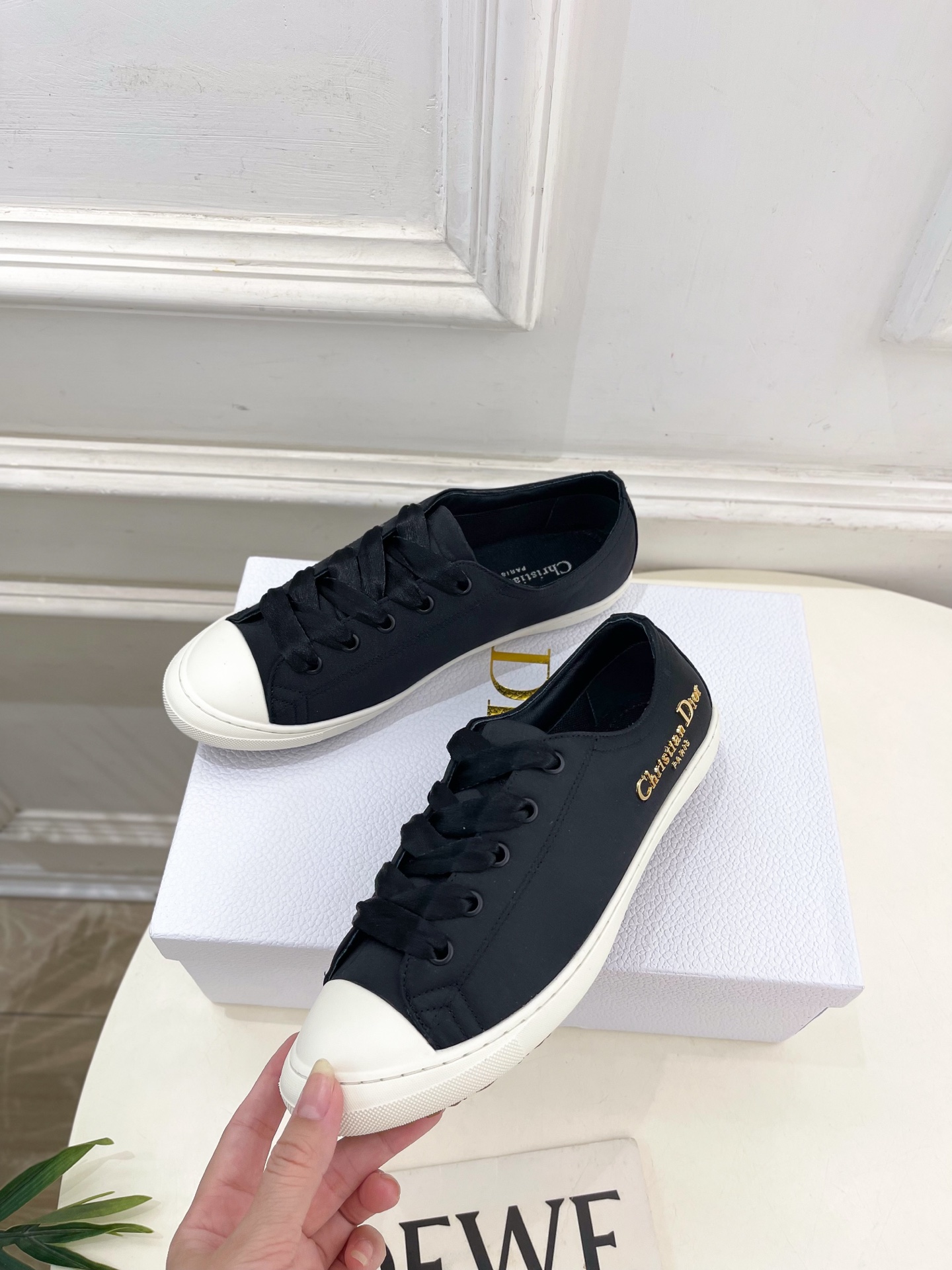 
Dior |  迪奥 25𝐬𝐬 

🧡💚2025春夏新品 顶级版本⚠️
专柜主打新款 Dior Luc