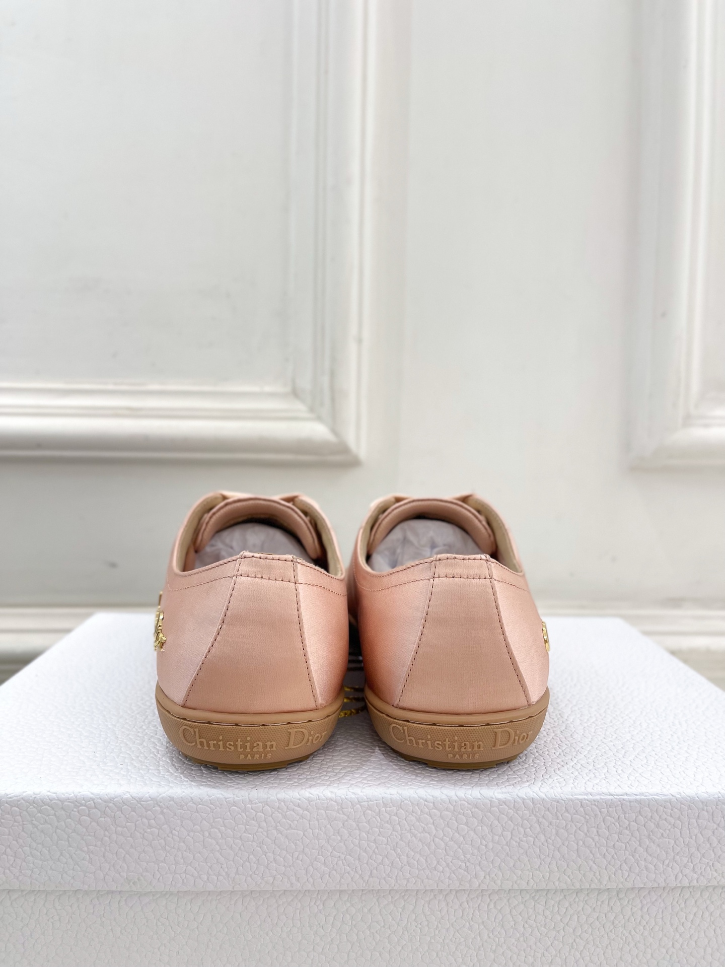 
Dior |  迪奥 25𝐬𝐬 

🧡💚2025春夏新品 顶级版本⚠️
专柜主打新款 Dior Luc