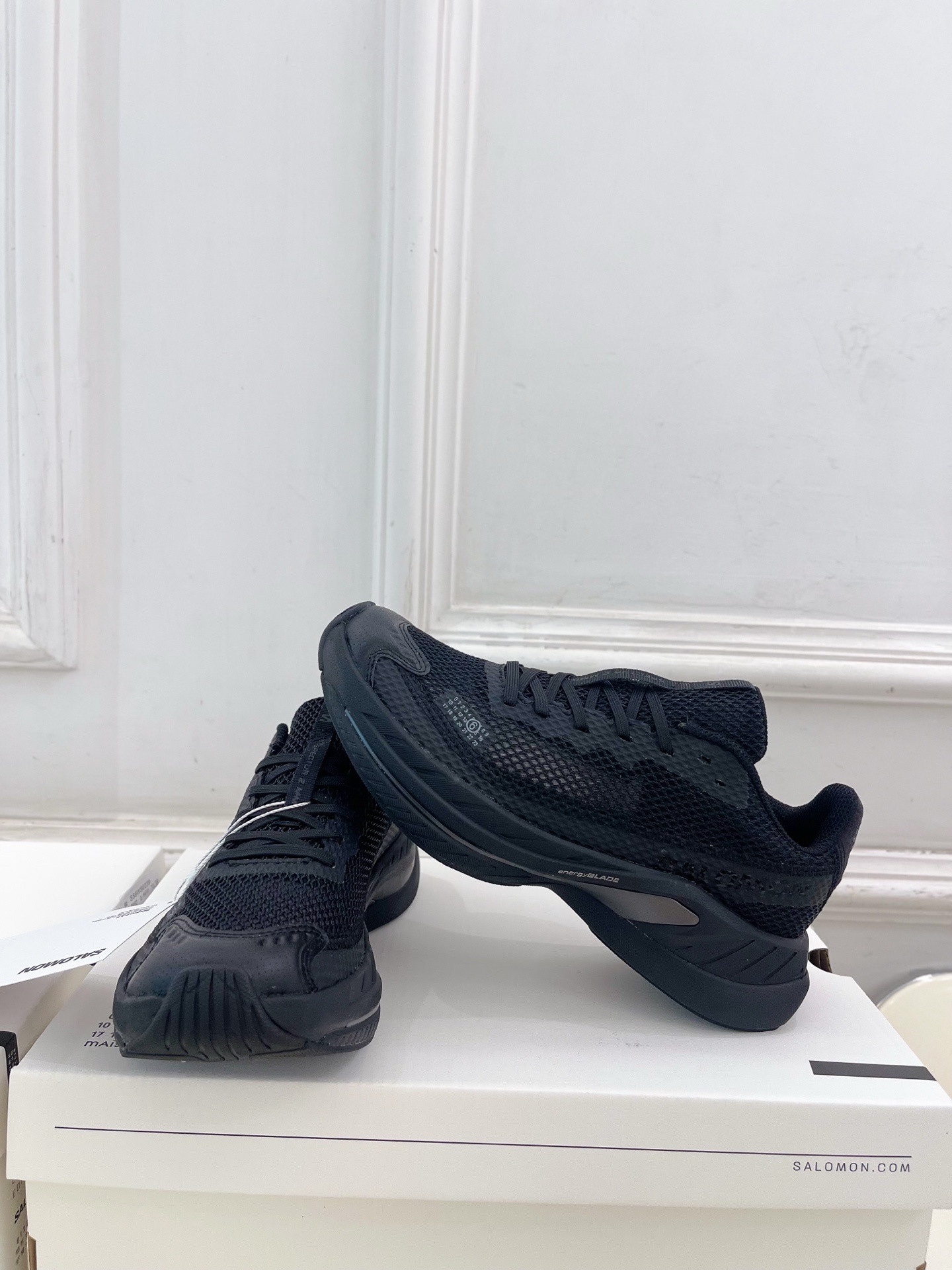 Maison Margiela· 马吉拉 25ss
2025春夏新品MM6 x Salomon 萨洛蒙